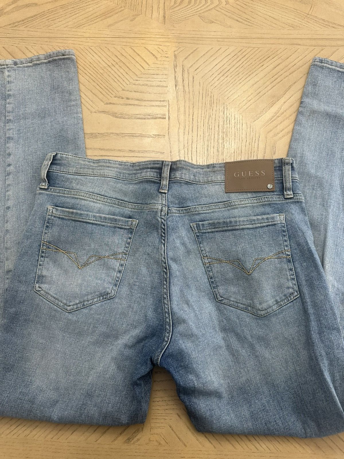 Guess Guess mens jeans Size US 33 - 6 Thumbnail
