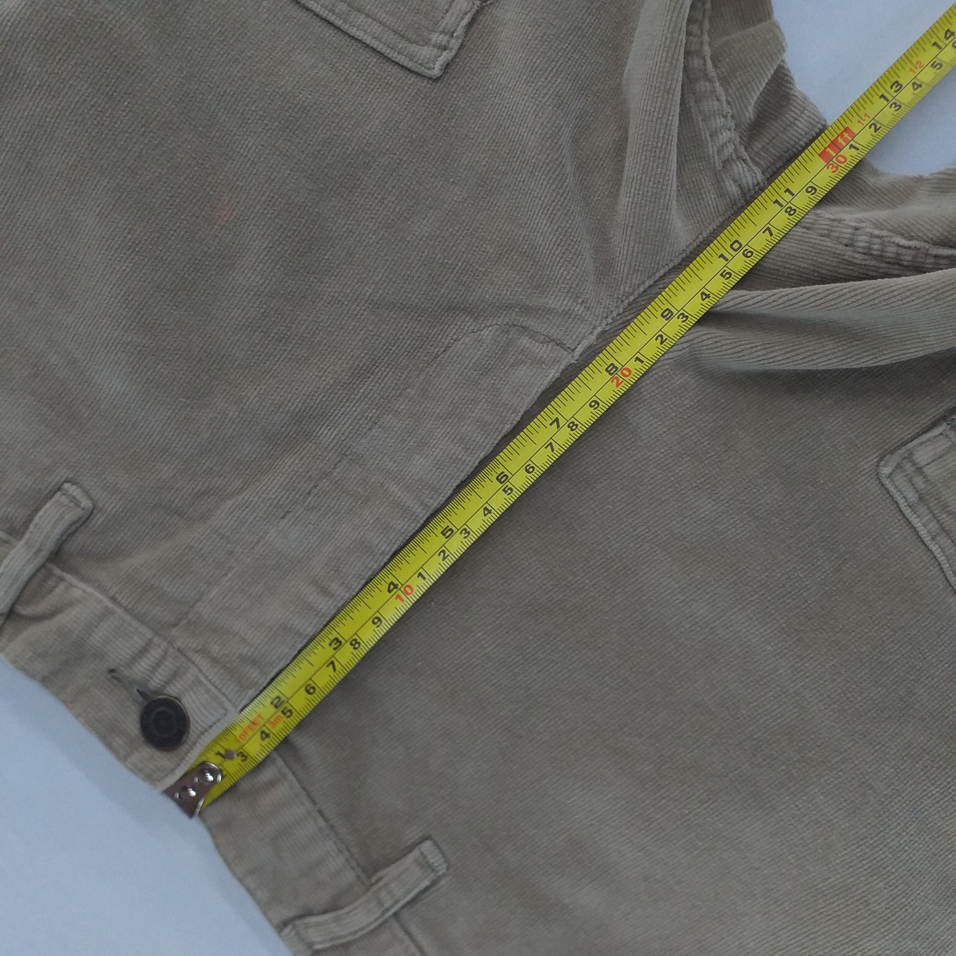 Japanese Brand Uniqlo Japanese Brand Cargo Corduroy Pocket Pant 30x33 CP033 Size US 30 / EU 46 - 16 Thumbnail