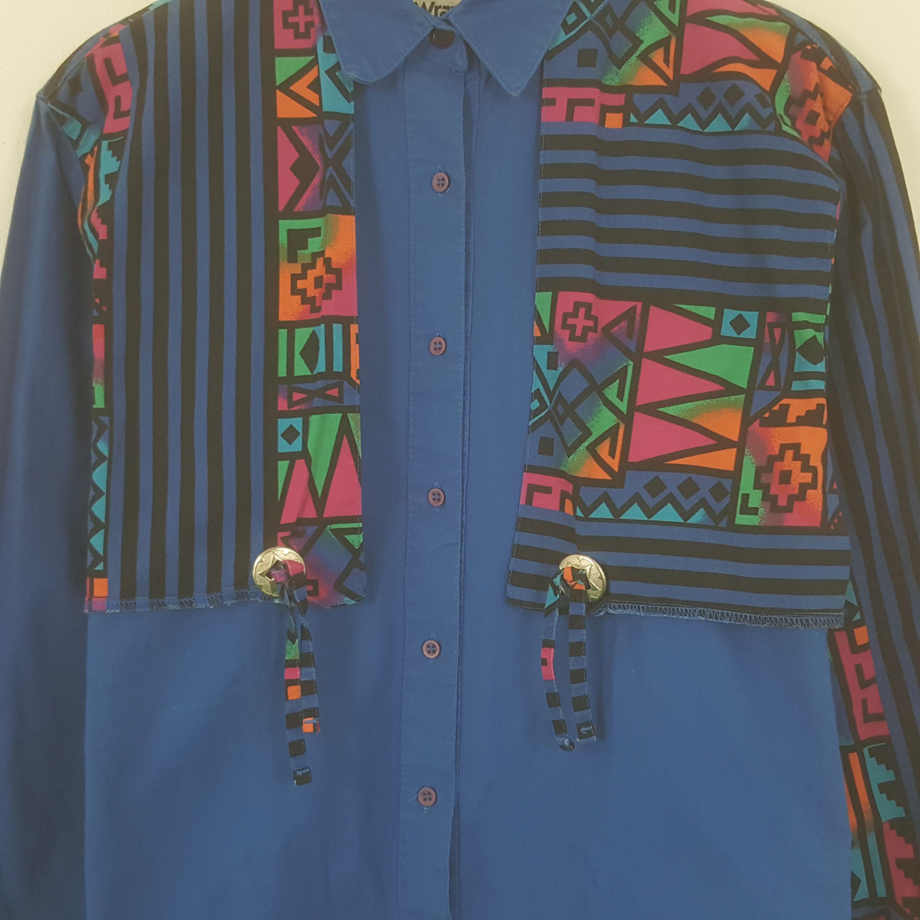 Vintage Wrangler Rare Design Classic Button Up Shirt