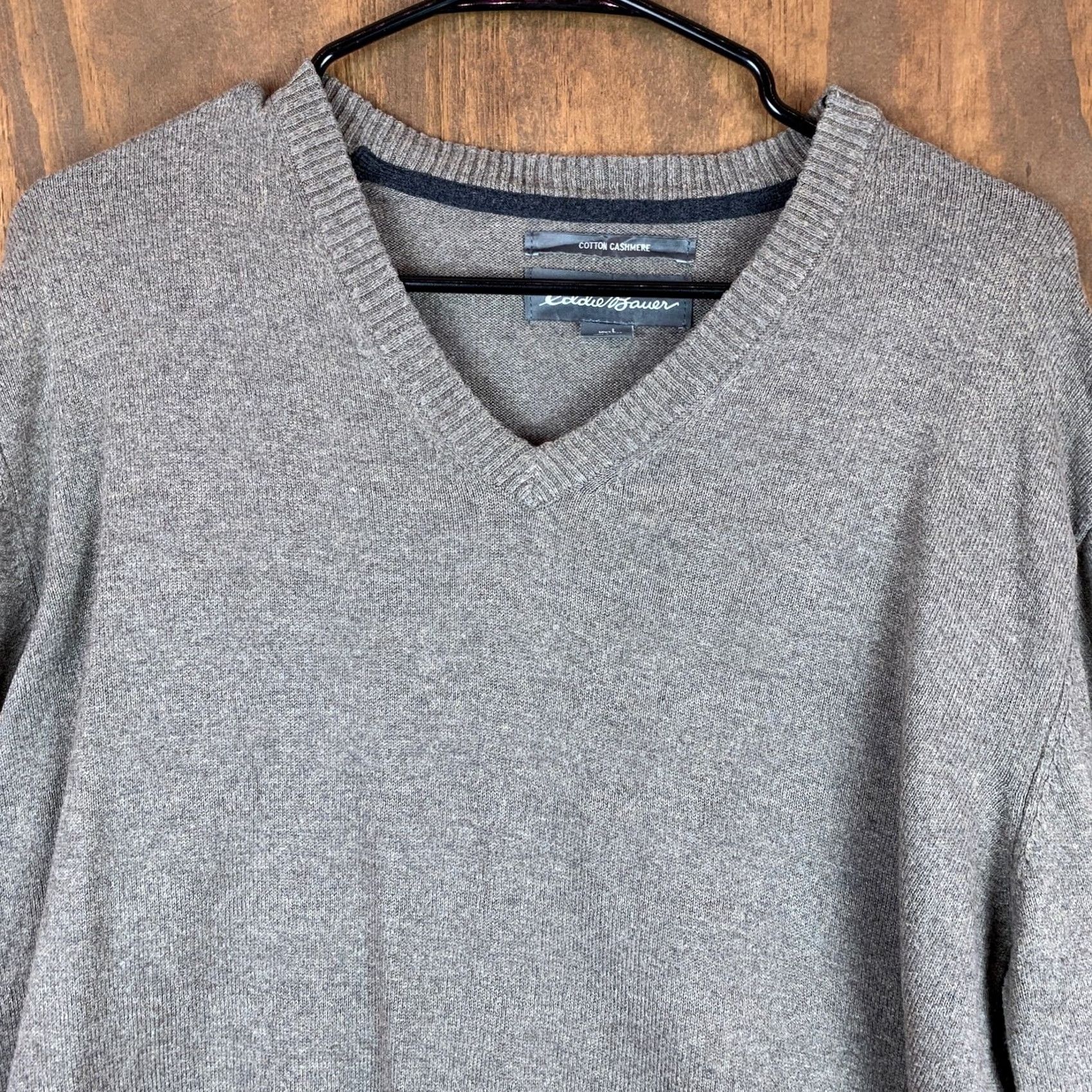 Eddie Bauer Eddie Bauer Mens Sweater Brown Cotton Cashmere VNeck Lightweight Pullover Large Size US L / EU 52-54 / 3 - 2 Thumbnail