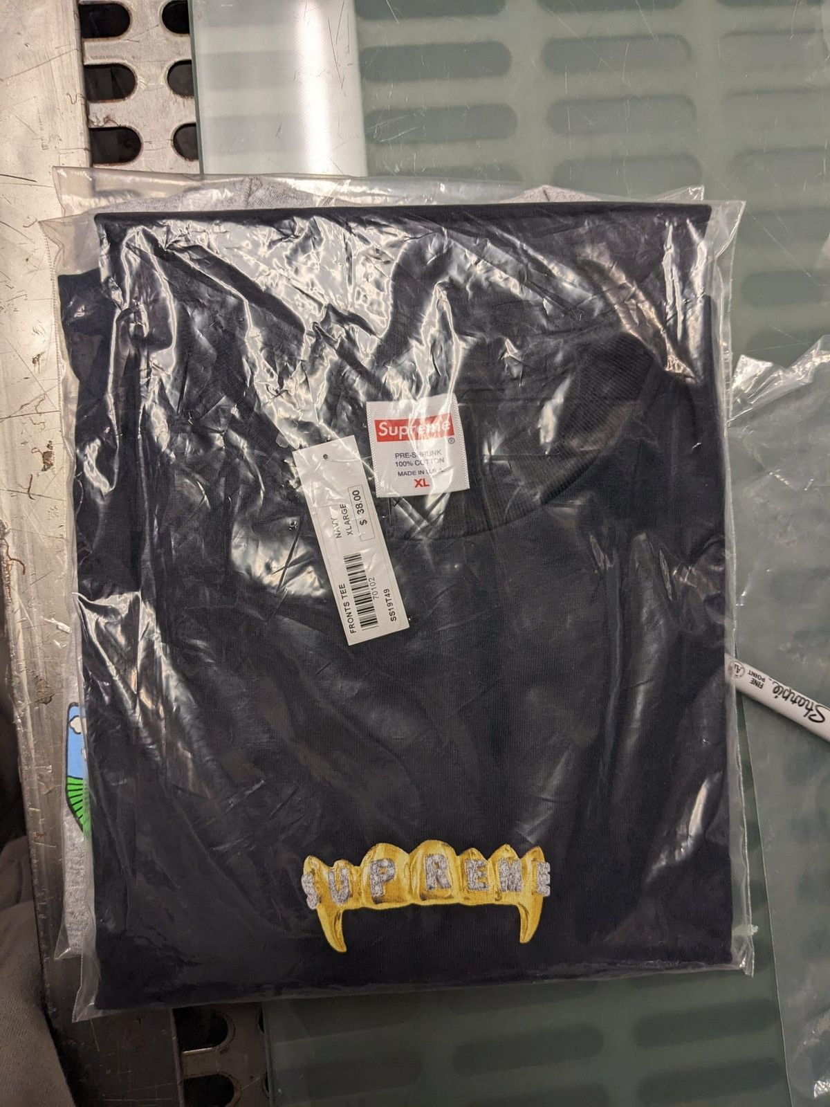Supreme SS19 SUPREME FRONTS TEE T-SHIRT NAVY XL 2019 Size US XL / EU 56 / 4 - 7 Thumbnail