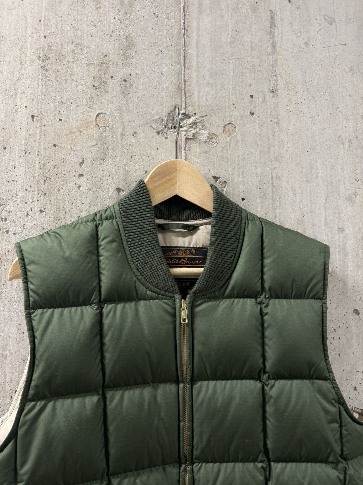 Eddie Bauer × JJJJound JJJJound Eddie Bauer Puffer Down Vest Green Size US M / EU 48-50 / 2 - 2 Thumbnail