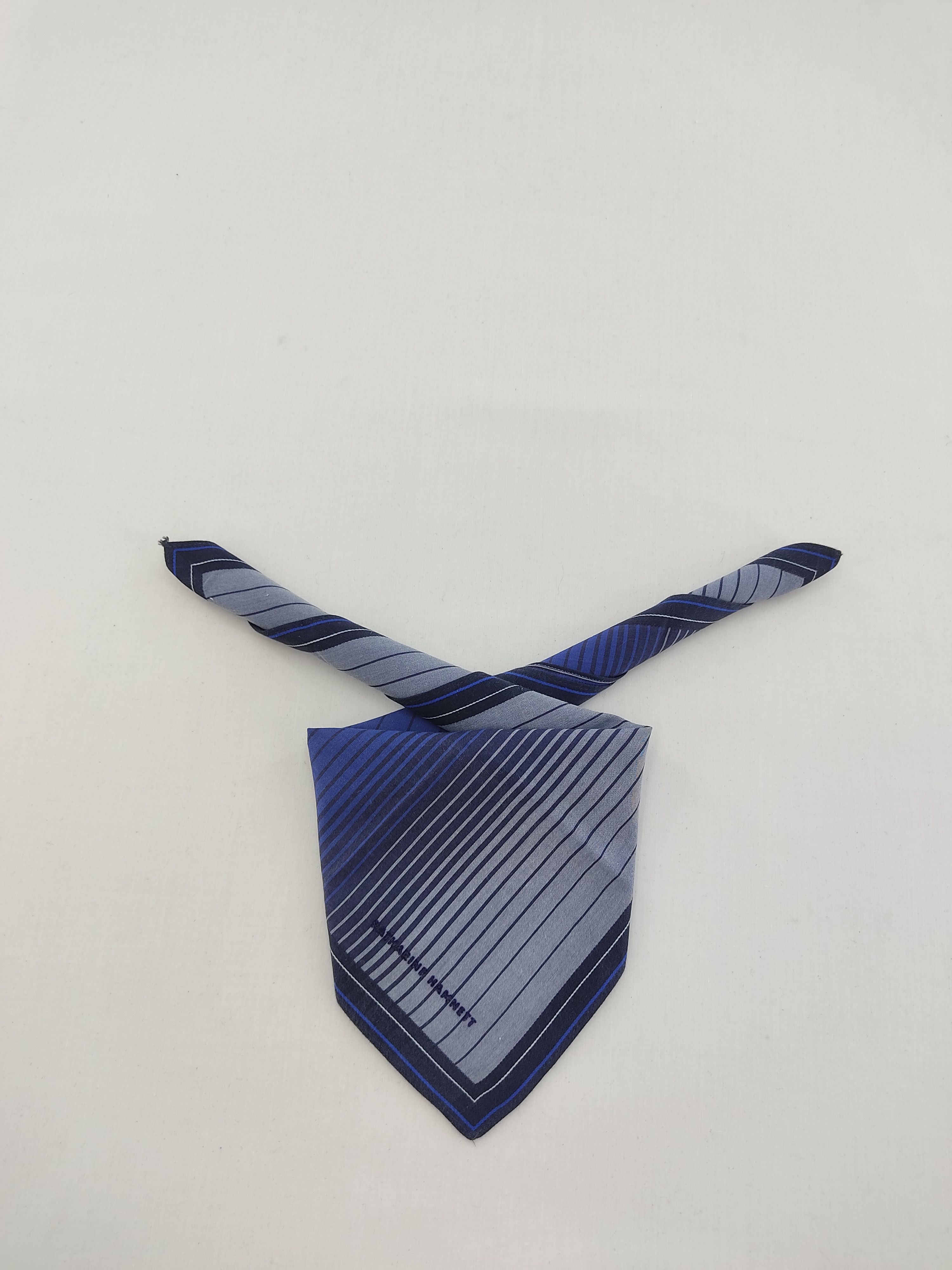 Katharine Hamnett London × Vintage Katharine Hamnett Handkerchief / Neckwear / Bandana Size ONE SIZE - 1 Thumbnail