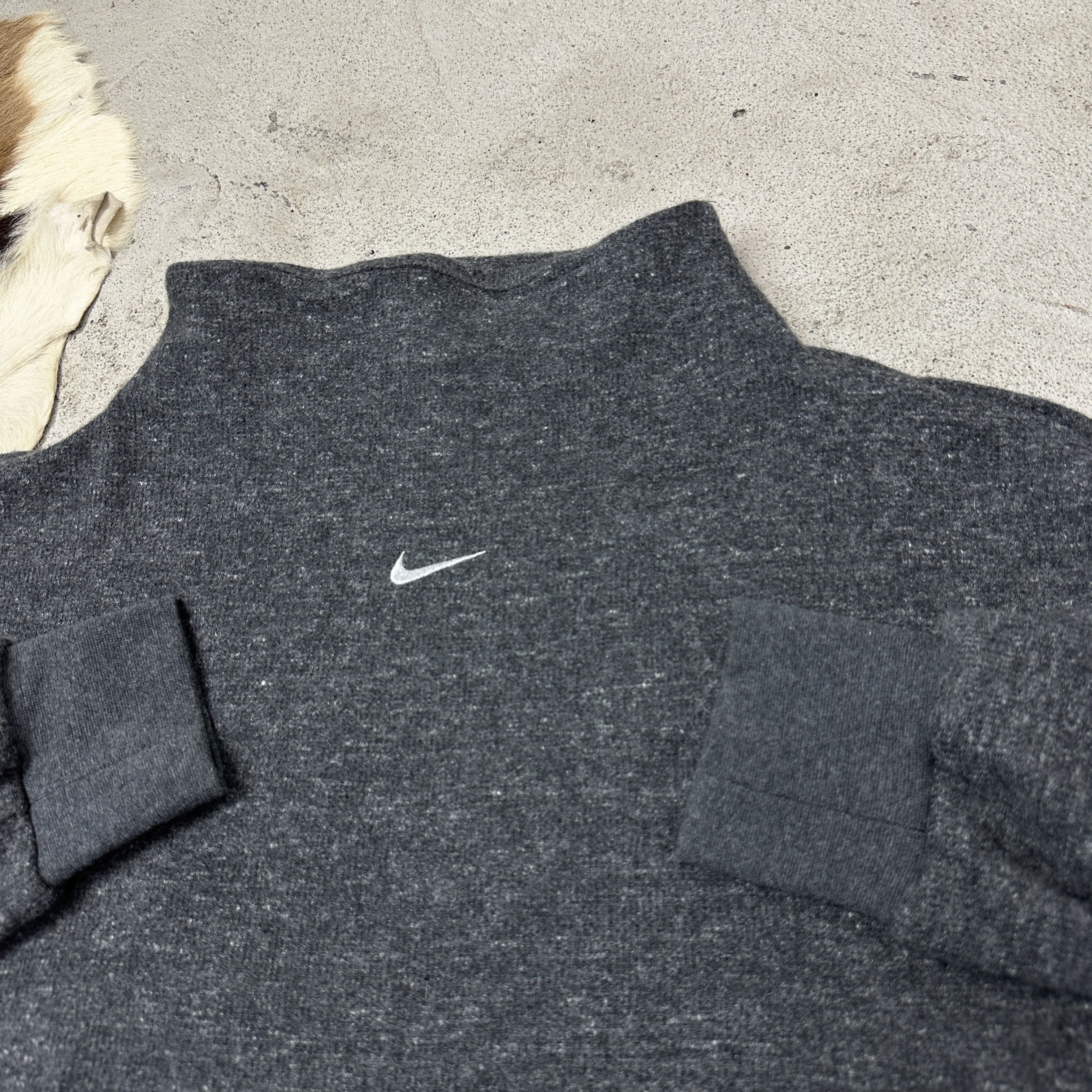 Nike Vintage Streetwear Sporty Nike Therma Fit Sweatshirt Y2K Size XS / US 0-2 / IT 36-38 - 4 Thumbnail