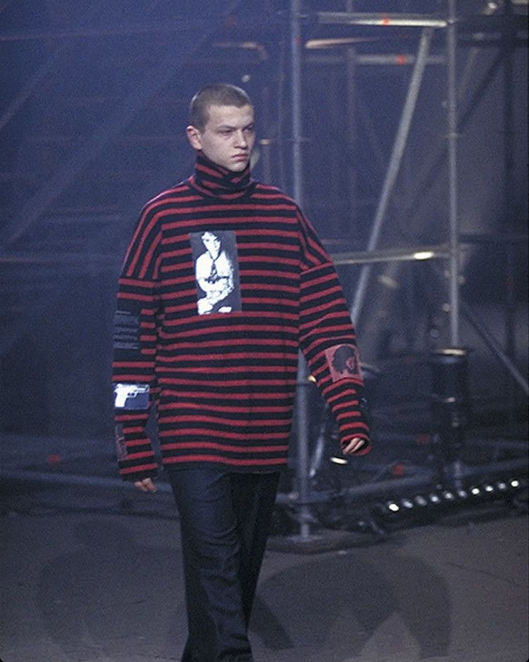 Raf Simons Raf Simons AW01 Riot Riot Riot Patched Turtleneck Size US S / EU 44-46 / 1 - 9 Thumbnail