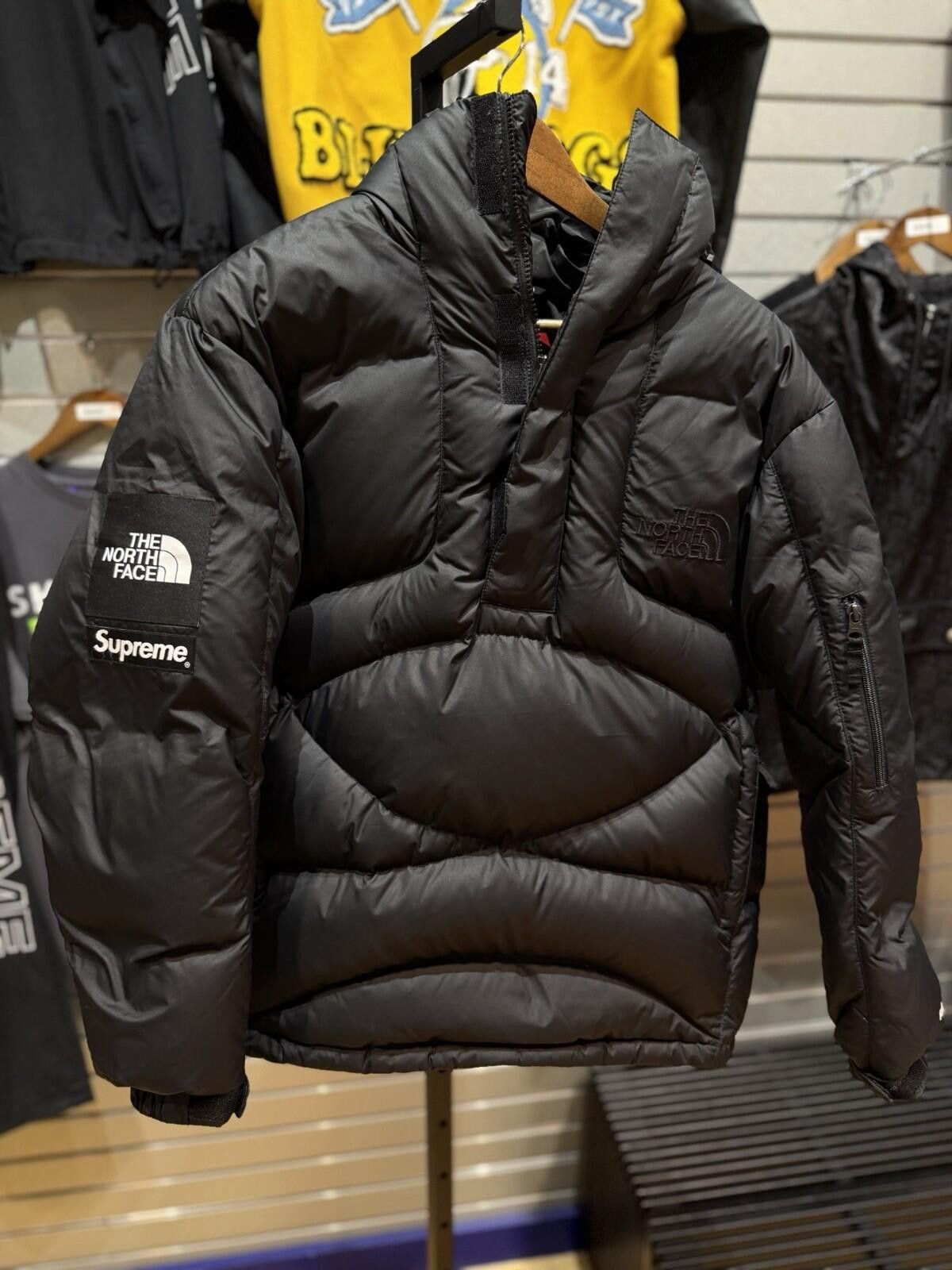 Supreme Supreme x The North Face 800 Puffer Jacket Size (Small) Size US S / EU 44-46 / 1 - 3 Thumbnail