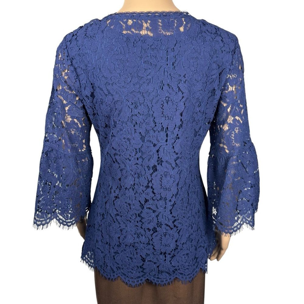 Isaac Mizrahi NWT New Isaac Mizrahi Floral Lace 3/4 Bell Sleeve Navy Tuni Size XXS / US 00 / IT 34 - 4 Thumbnail