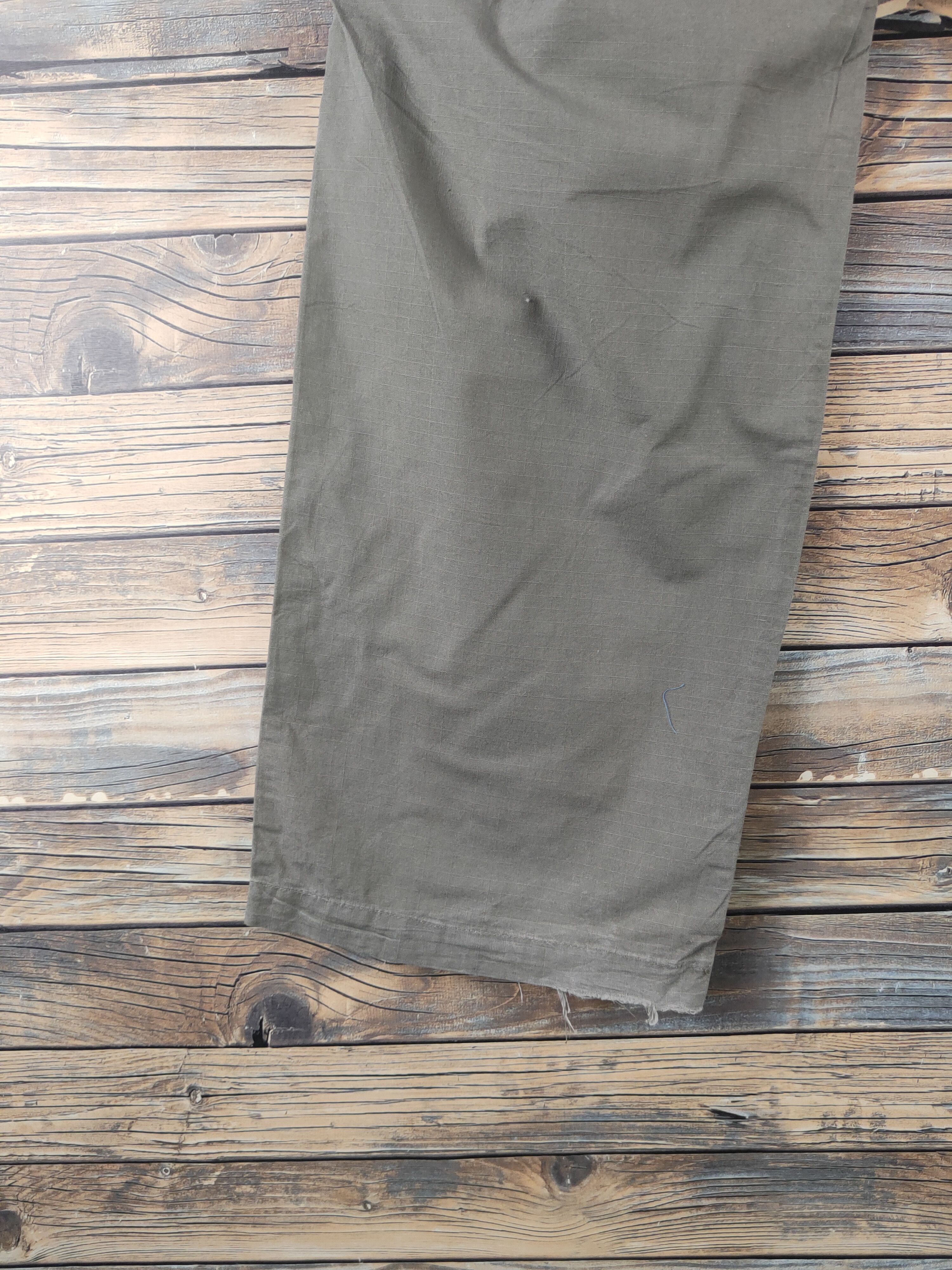 Japanese Brand DL Japanese Brand Army Green Multipocket Cargo Pants #1926 Size US 29 - 9 Thumbnail