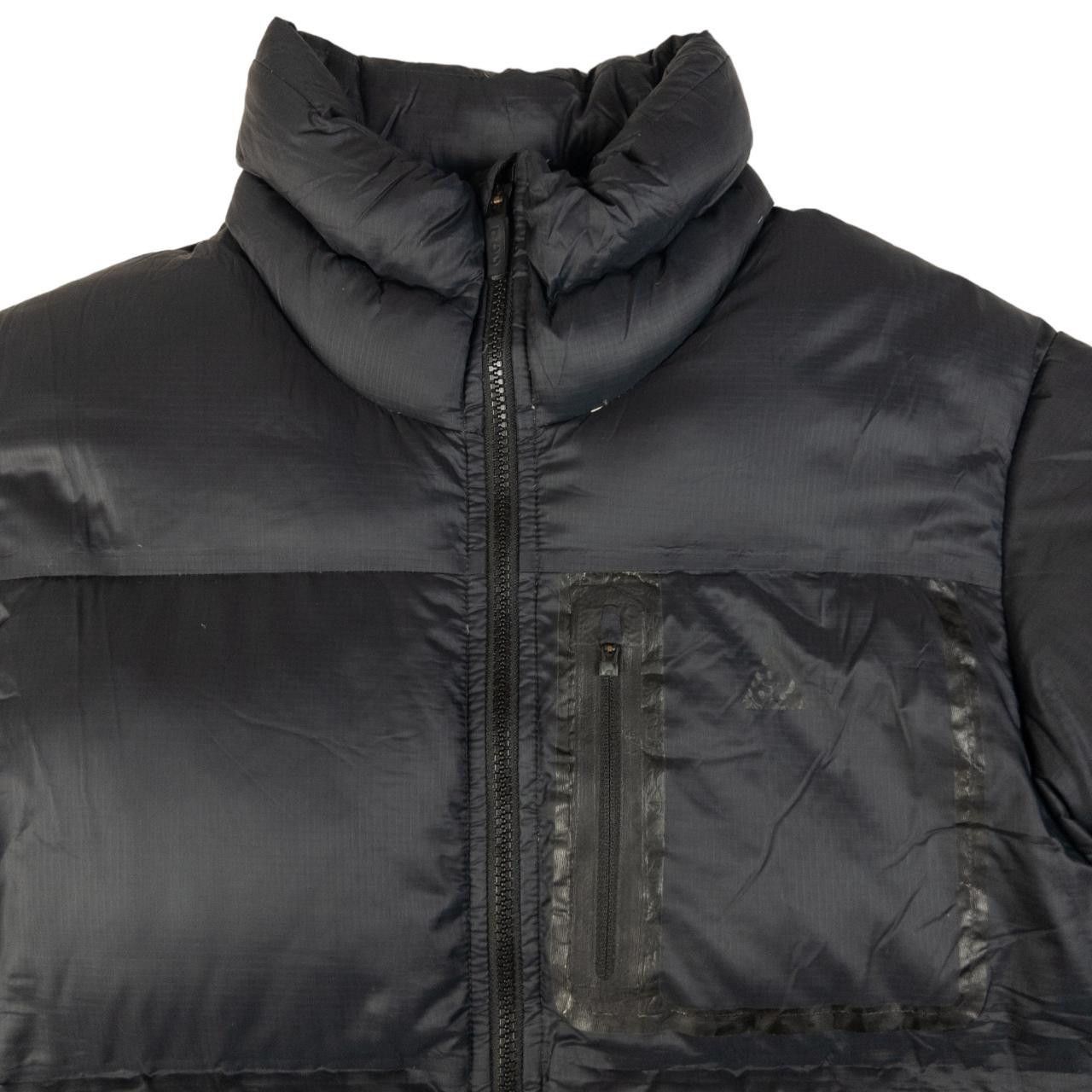 Nike ACG Vintage Nike ACG Zip Up Puffer Jacket Size L Size US L / EU 52-54 / 3 - 3 Thumbnail
