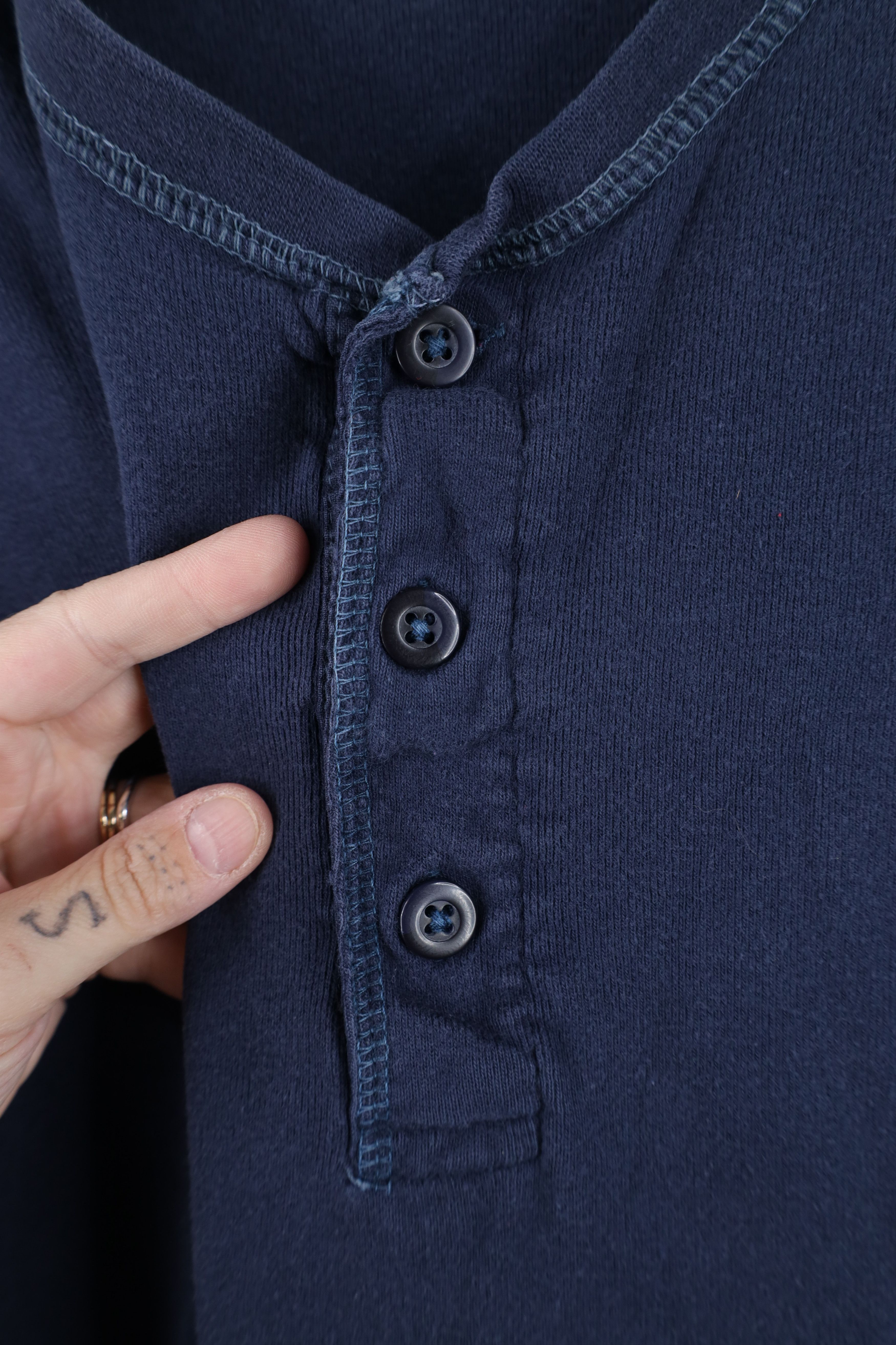 Vintage Vintage 90s Streetwear Knit Long Sleeve Henley T-Shirt Size US M / EU 48-50 / 2 - 4 Thumbnail