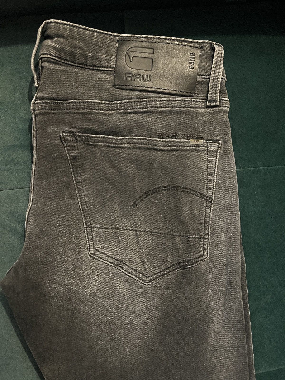G-Star Dark grey like new g star raw jeans Size US 32 / EU 48 - 3 Thumbnail