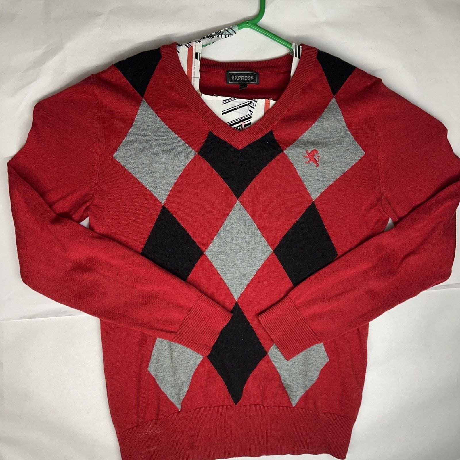 Express Express Sweater Men's small Red Black Gray Solid Diamond Size US S / EU 44-46 / 1 - 1 Thumbnail
