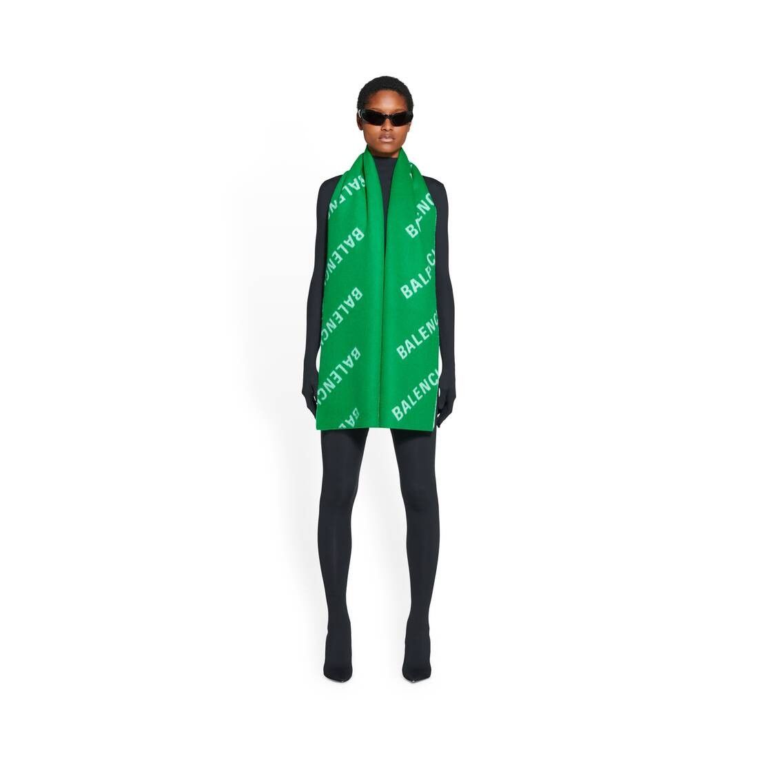 Balenciaga o1bcso1str1024: OS \ Allover Logo Macro Scraf Bright Green Size ONE SIZE - 4 Thumbnail