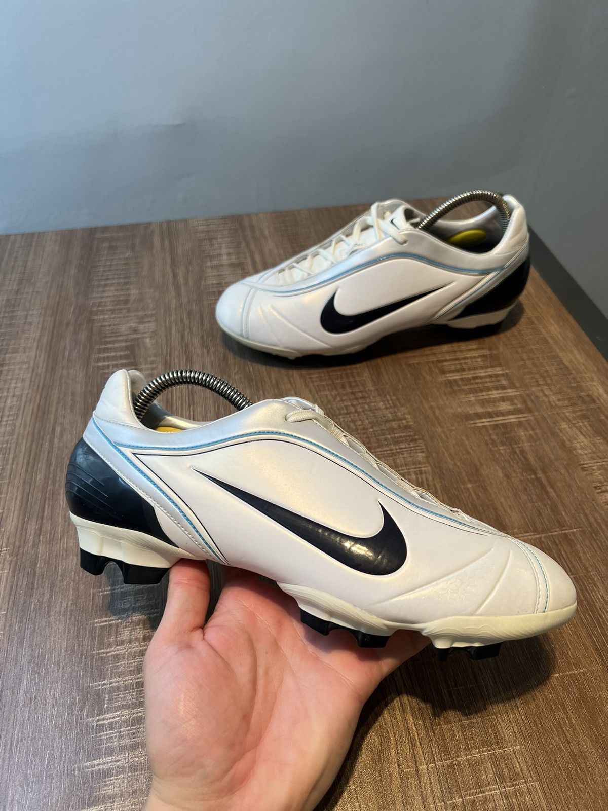 Nike Vintage Nike Sample First 2 Pro Boots Soccer 9.5 size Rare Size US 9.5 / EU 42-43 - 1 Thumbnail
