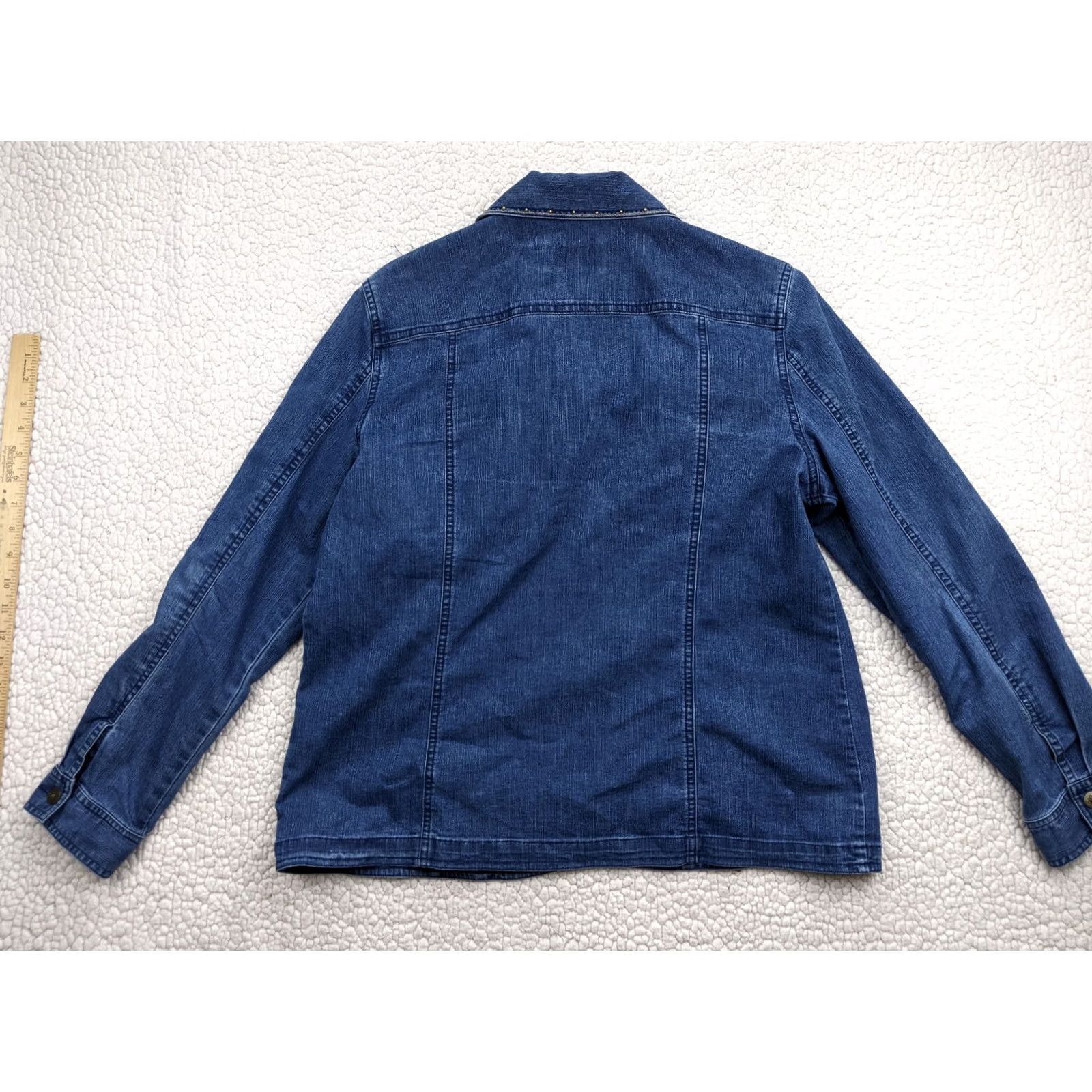Vintage Alfred Dunner Womens 4 Blue Embellished Jean Jacket Trucker Beads Chain Jacket Size 27" / US 4 / IT 40 - 7 Thumbnail