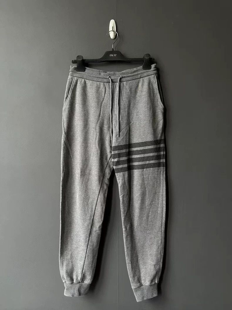 Thom Browne Thom Browne size2 Dark grey tracksuits Size US 29 - 1 Thumbnail