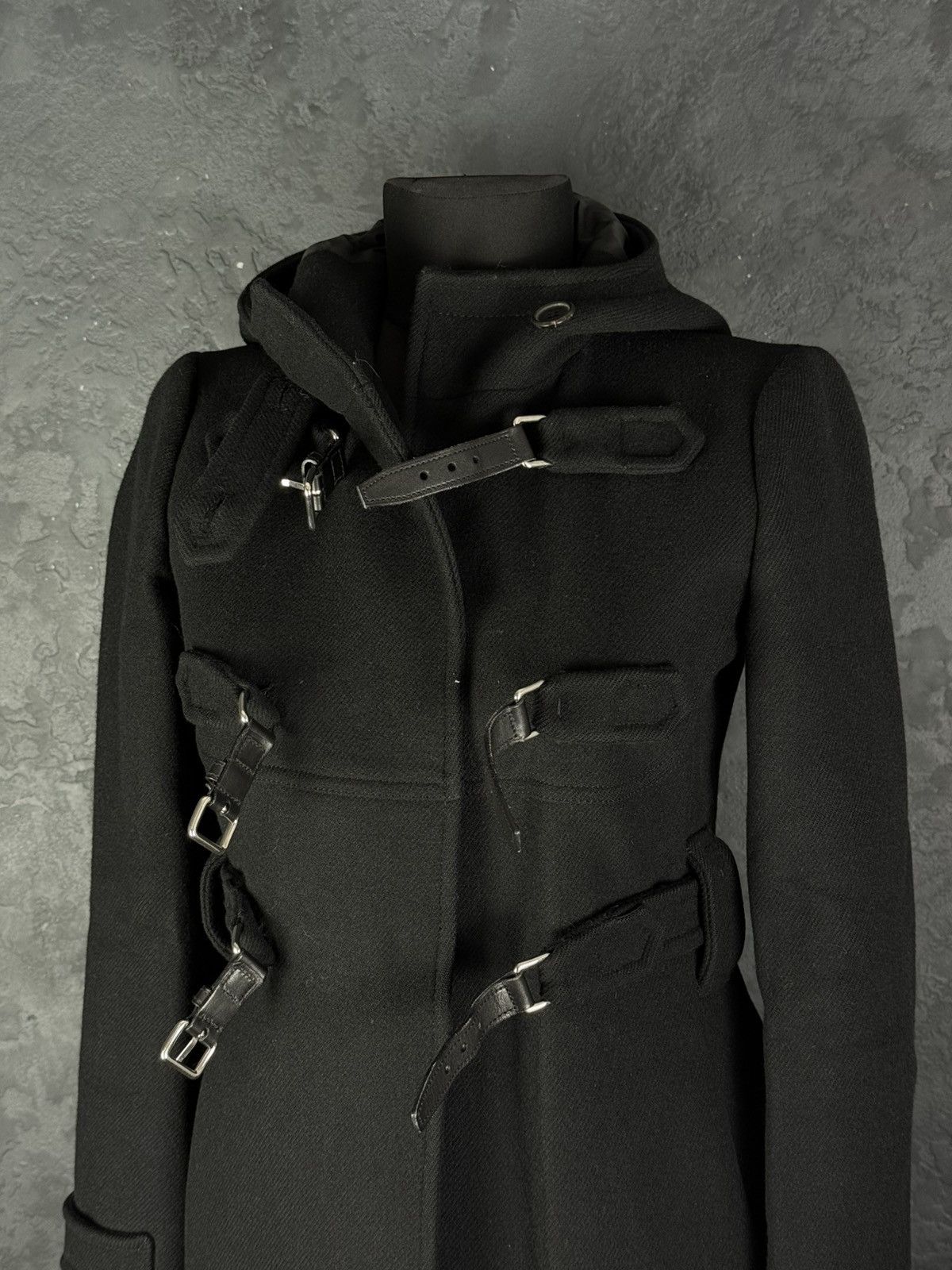 Prada 2000s Prada Women’s Black Buckled Wool Long Duffle Coat Size S / US 4 / IT 40 - 13 Thumbnail