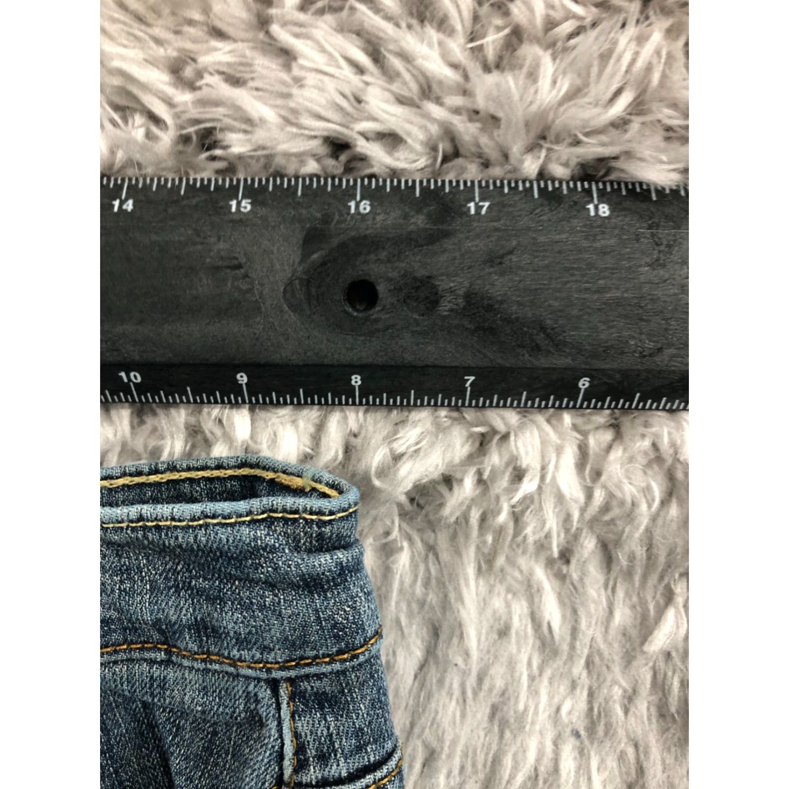 CO Liz & Co Jeans 12P Petite Womens Medium Wash Blue Stretch Cropped Regular Fit 5-Pocket Denim Casual Pants Womens Size 34" / US 12 / IT 48 - 2 Thumbnail