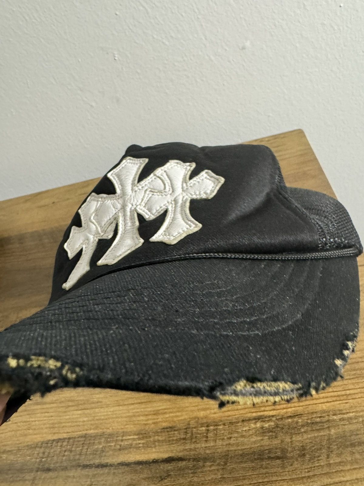 Chrome Hearts 90s Triple Cross Patch Trucker Hat Size ONE SIZE - 6 Thumbnail