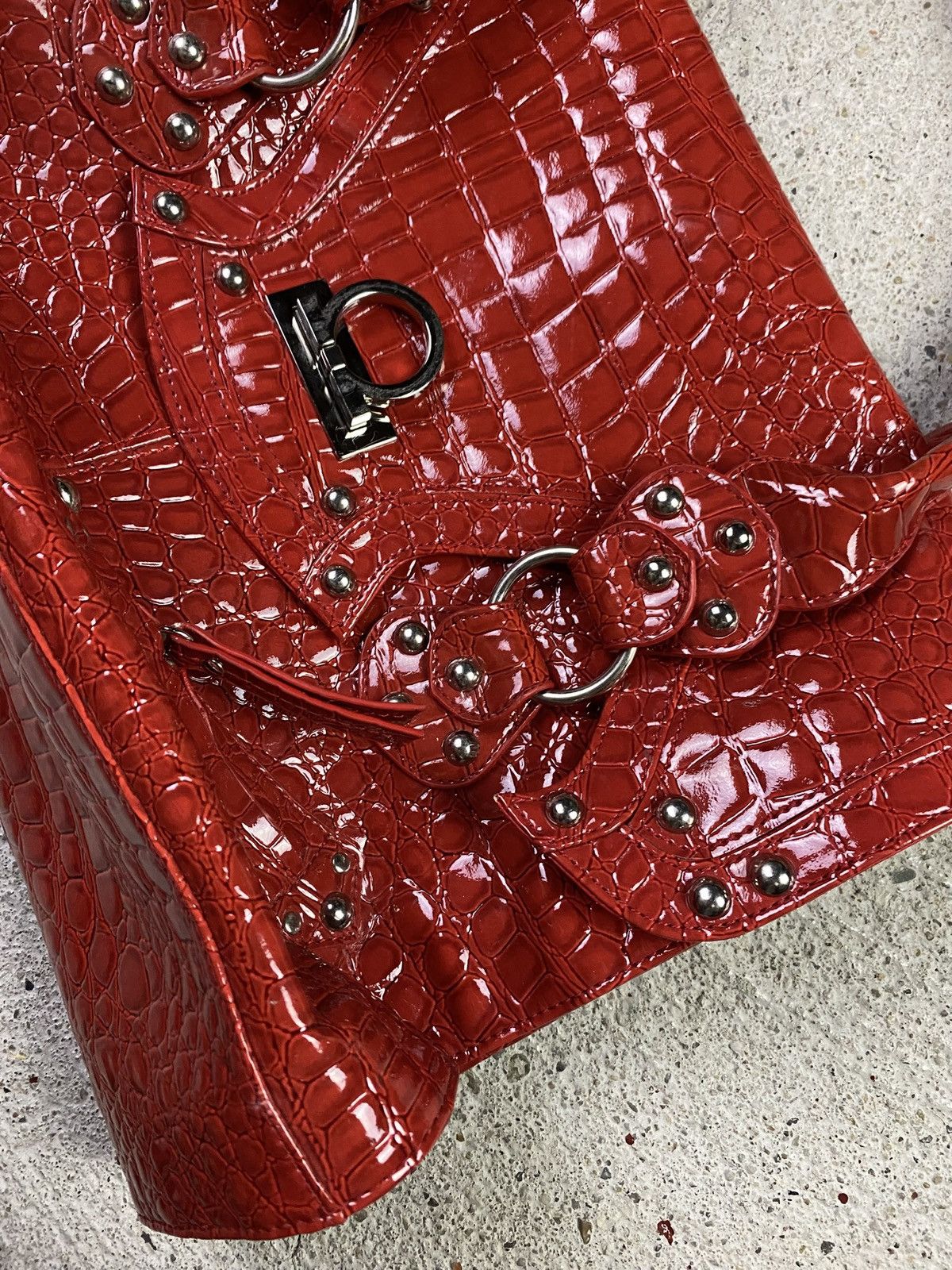 Japanese Brand Vintage hand bag red y2k fashion japan leather Size ONE SIZE - 8 Thumbnail