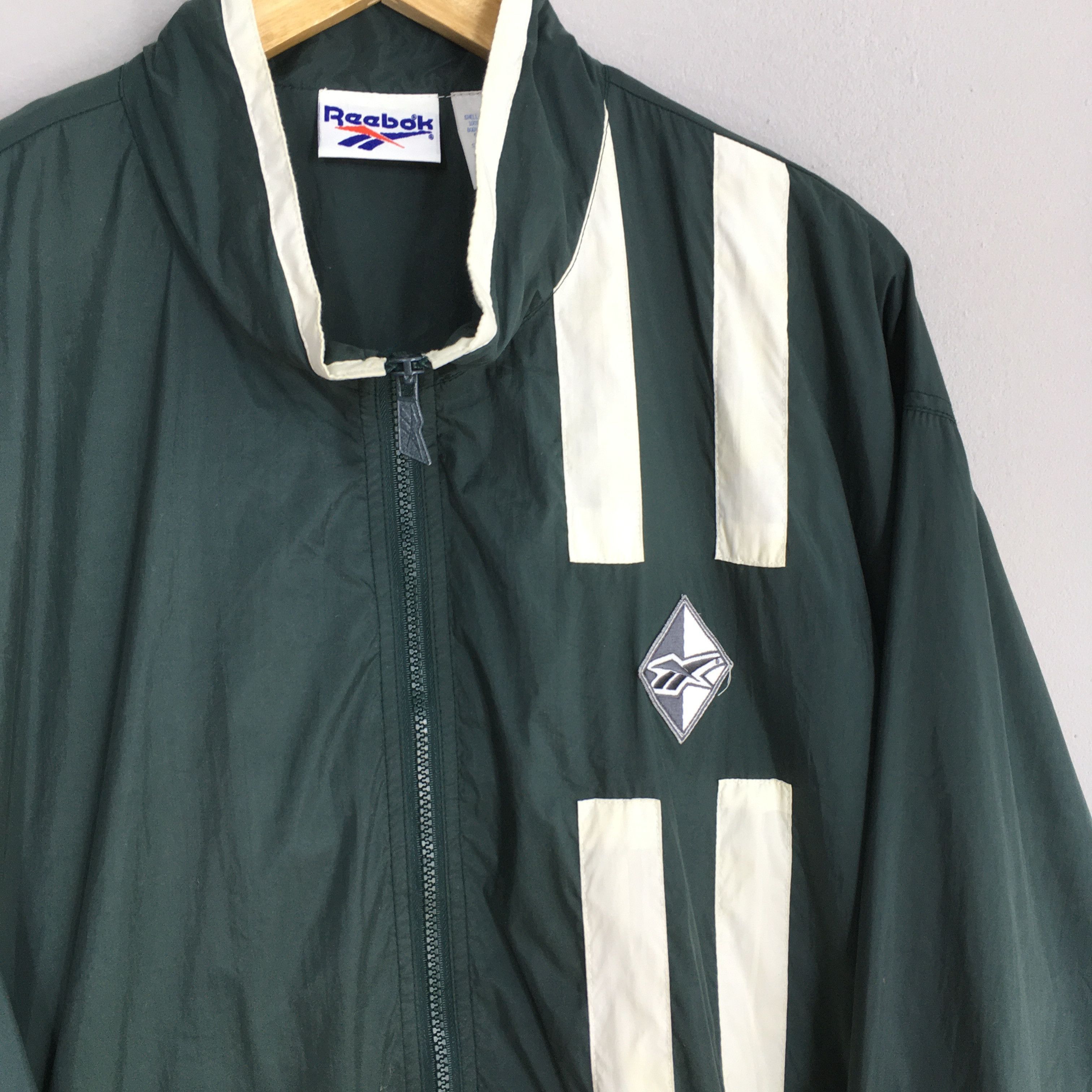 Reebok Vintage 90s Reebok Sports Windbreaker Green Jacket Large Size US L / EU 52-54 / 3 - 4 Thumbnail