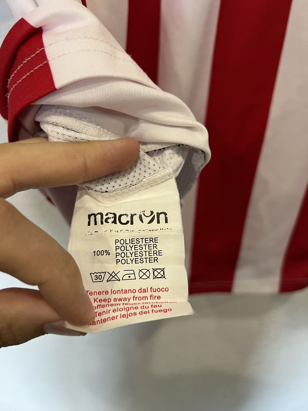 Macron Sheffield United Macron 2010/2011 Home Kit Soccer Jersey Size US L / EU 52-54 / 3 - 11 Thumbnail