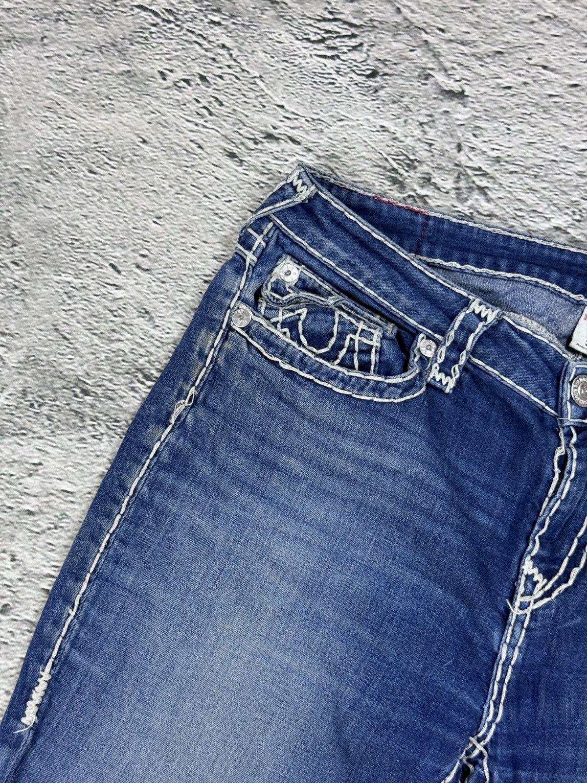 True Religion True Religion blue jeans white thick stitching skinny Size US 32 / EU 48 - 8 Thumbnail
