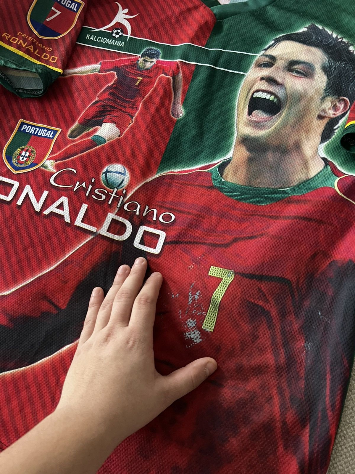 Vintage Cristiano Ronaldo Jersey Football Size US S / EU 44-46 / 1 - 7 Thumbnail