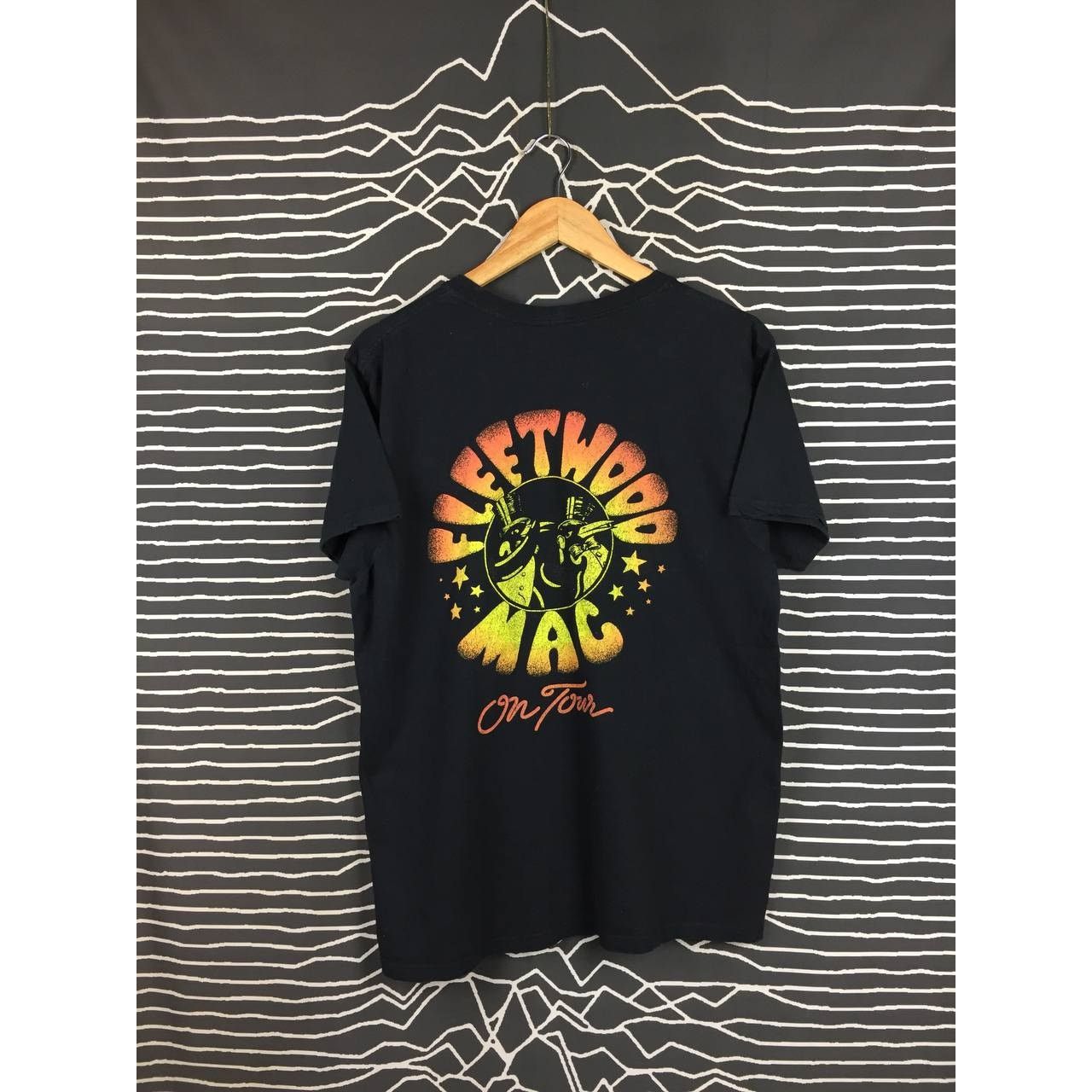 Band Tees Fleetwood Mac British Rock Band On Tour Tee Size L Size US L / EU 52-54 / 3 - 2 Thumbnail