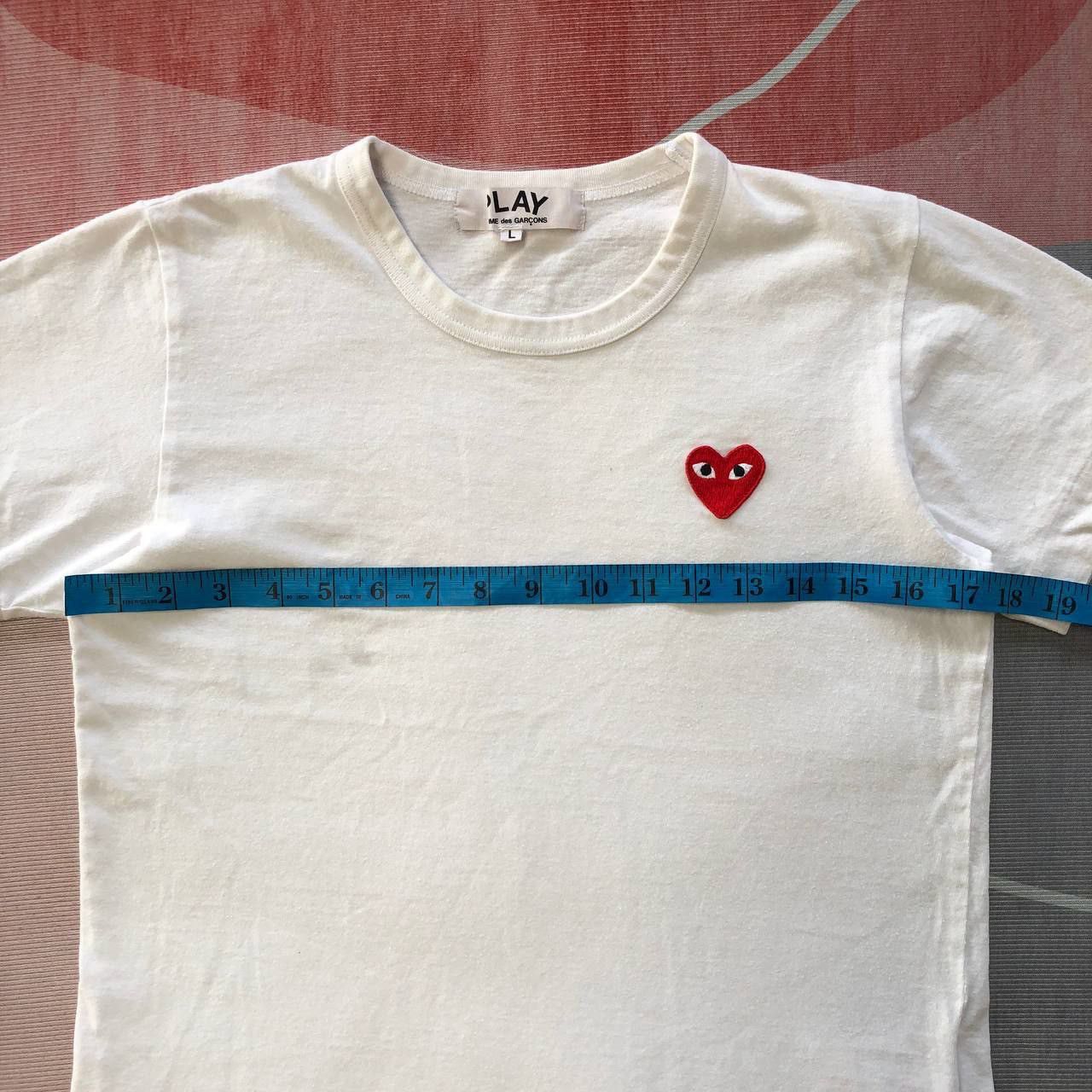 Comme des Garcons PLAY Rare Distressed Comme Des Garcons Play Small Logo Tees Size US XS / EU 42 / 0 - 13 Thumbnail