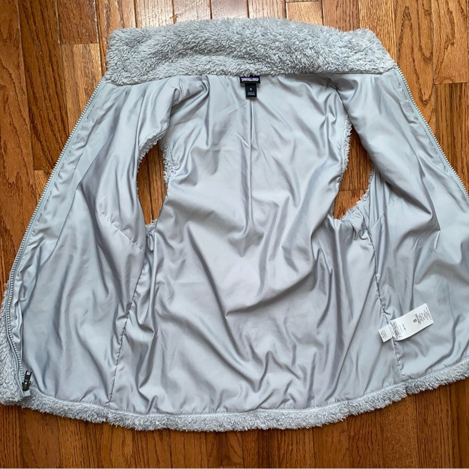 Patagonia Patagonia $110 Los Gatos Vest Light Gray Womens Small EUC Size S / US 4 / IT 40 - 12 Thumbnail