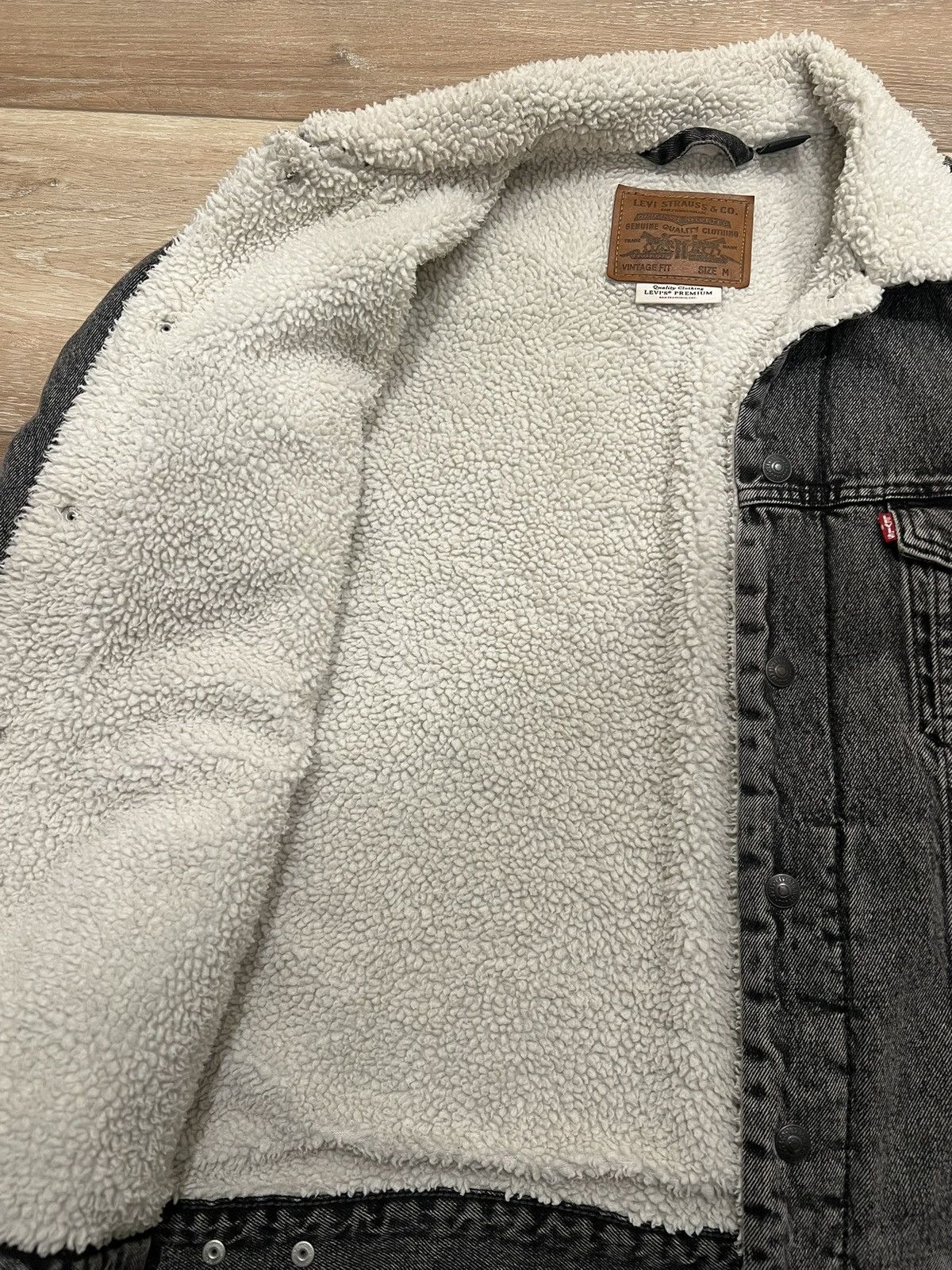 Levi's Levis Sherpa Jacket size M Size US M / EU 48-50 / 2 - 4 Thumbnail