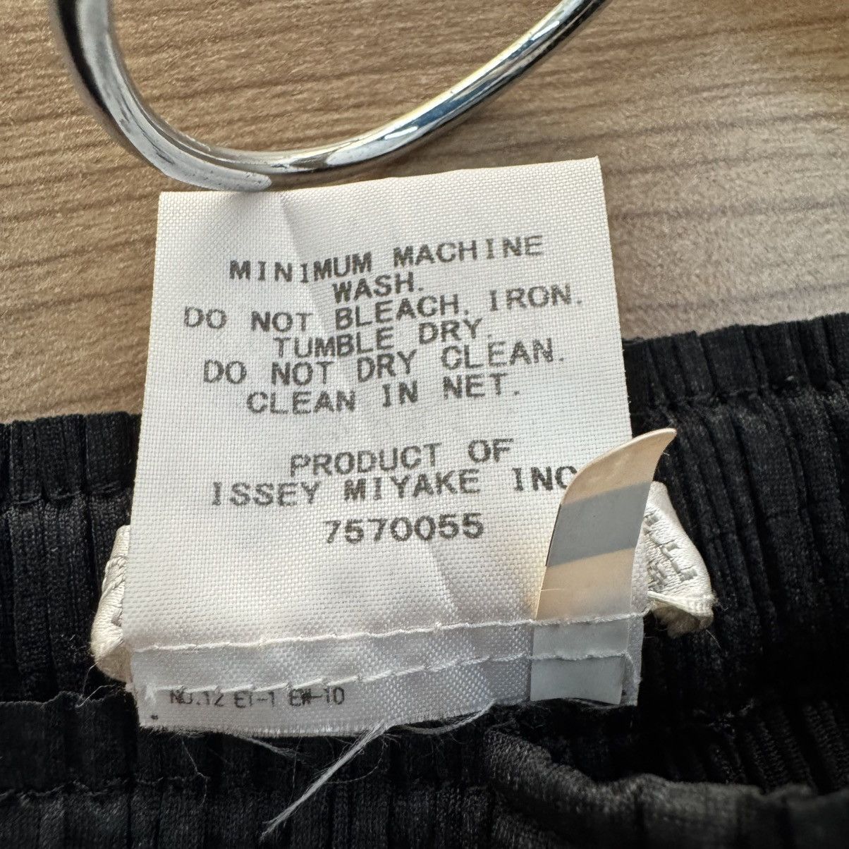 Issey Miyake × Pleats Please Issey Miyake Issey Miyake Pleats Please Pants Size 23" - 6 Thumbnail