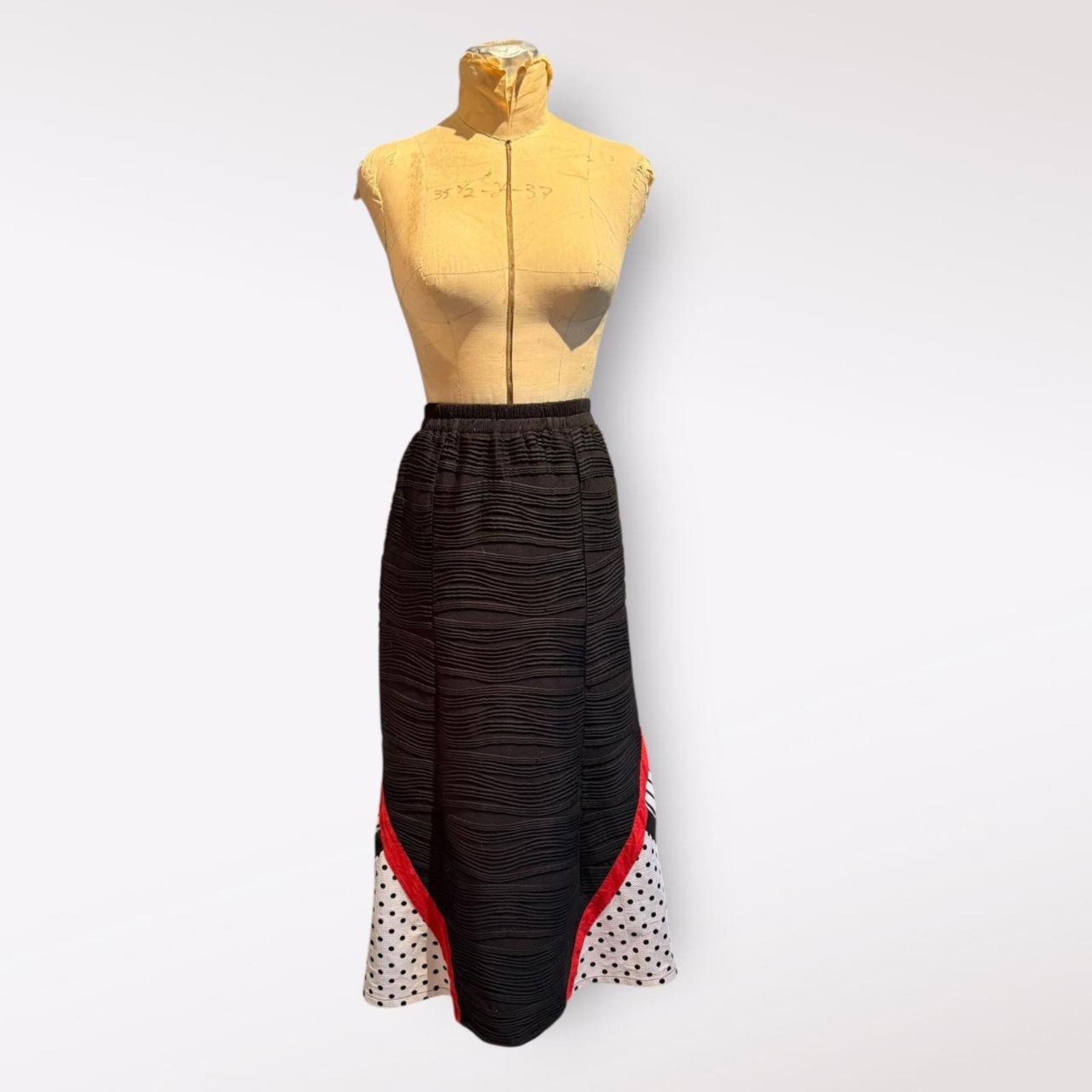 Other Donna Vinci Women's Black and Multi Skirt Size XL Size 40" / US 18 - 1 Thumbnail