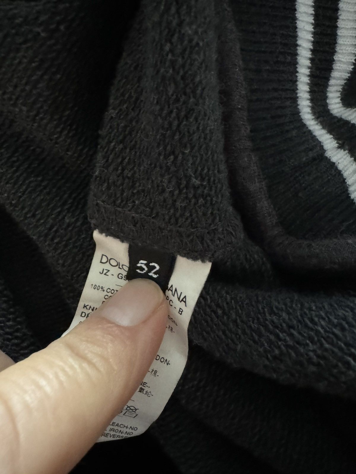 Dolce & Gabbana DOLCE AND GABBANA sweatshirt SEE FOTOS FOR TAPE MEASUREMENT Size US L / EU 52-54 / 3 - 16 Thumbnail