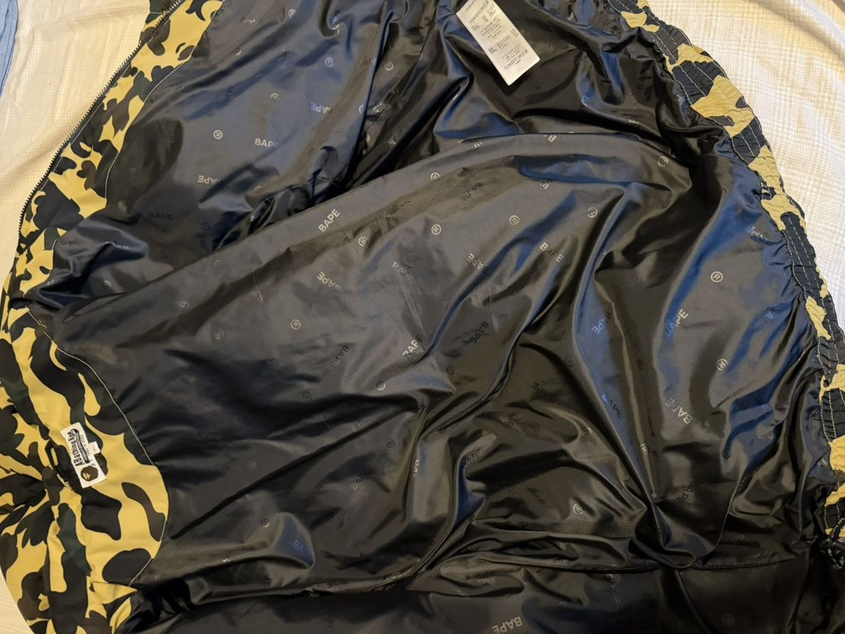 Bape A bathing ape BAPE shark camo down puffer jacket Size US L / EU 52-54 / 3 - 5 Thumbnail