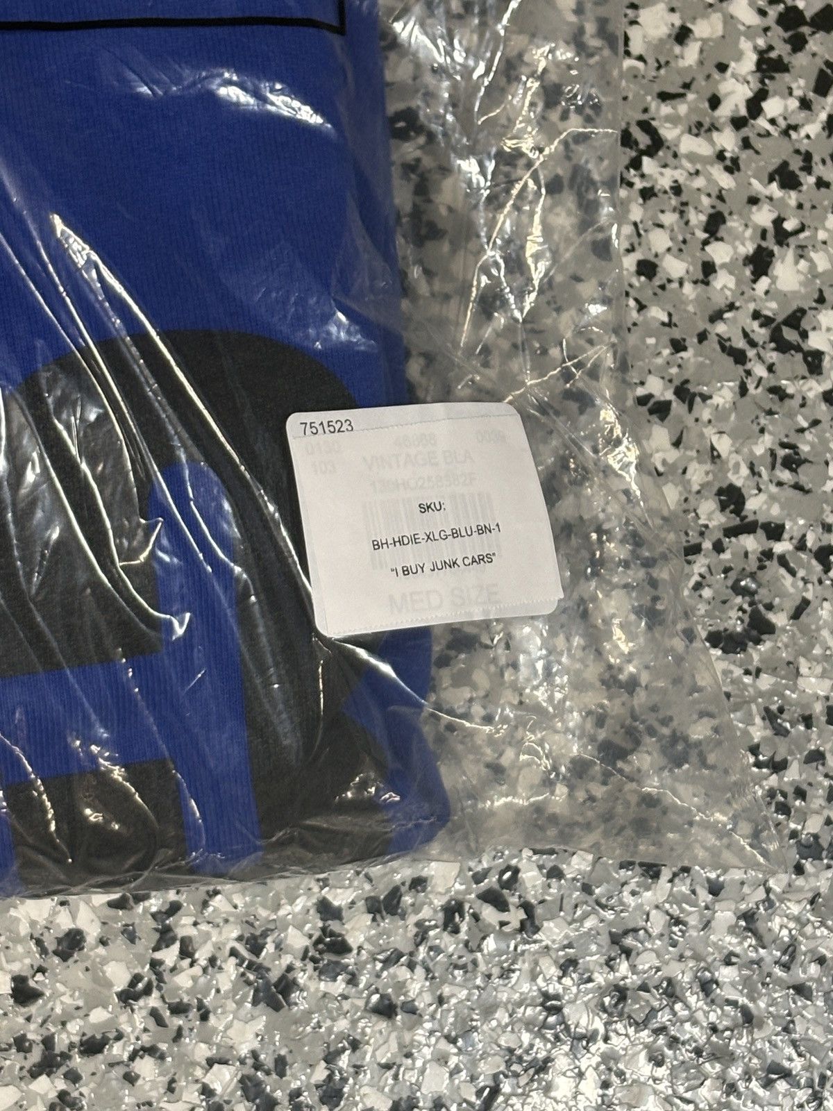 Billy Hill 2021 Billy Hill “I Buy Junk Cars” Neon Blue Hoodie Size XL Size US XL / EU 56 / 4 - 10 Thumbnail