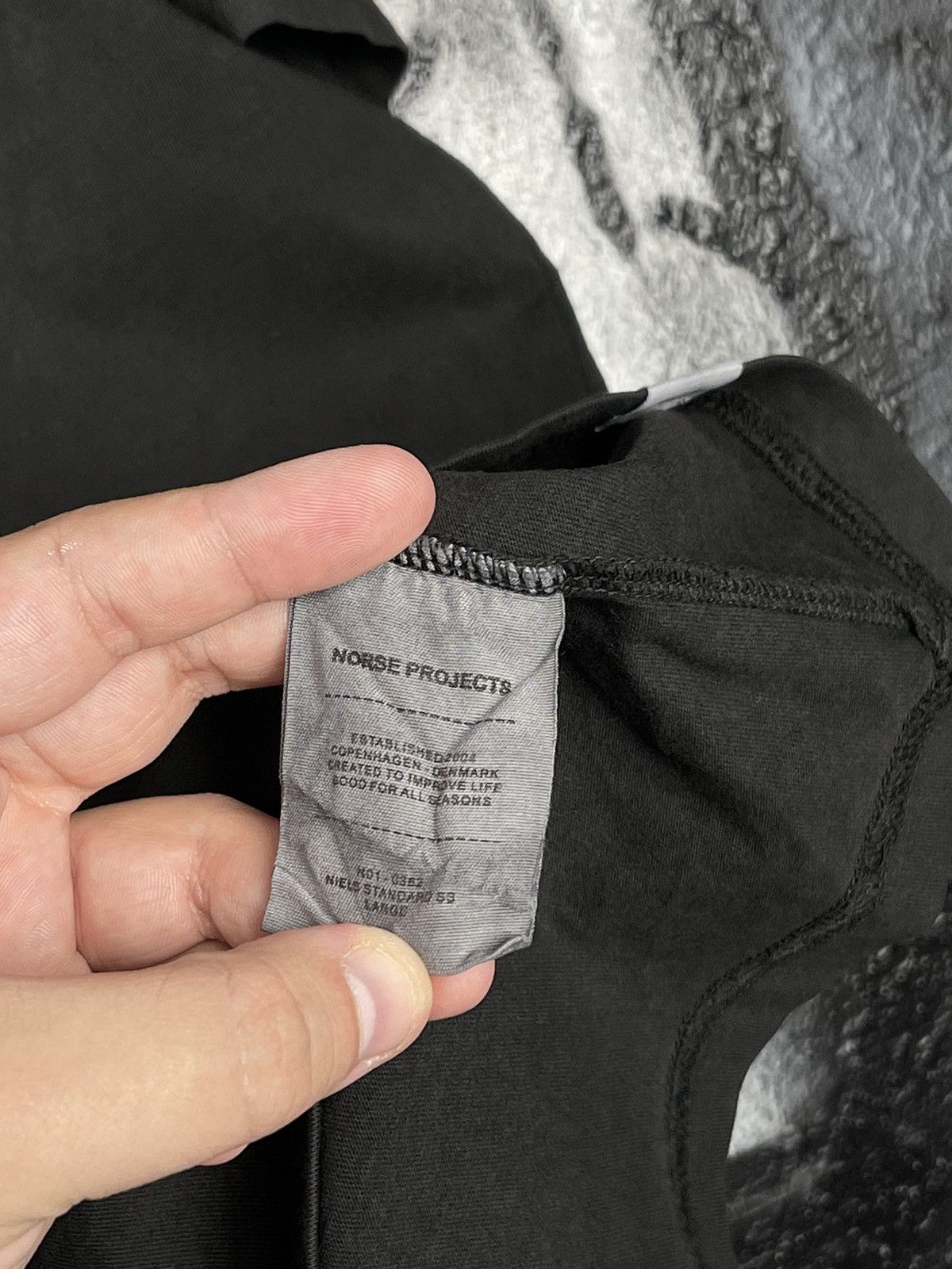 Norse Projects Norse Projects Black Sun Fade Organic Cotton T-Shirt Size L Size US L / EU 52-54 / 3 - 8 Thumbnail