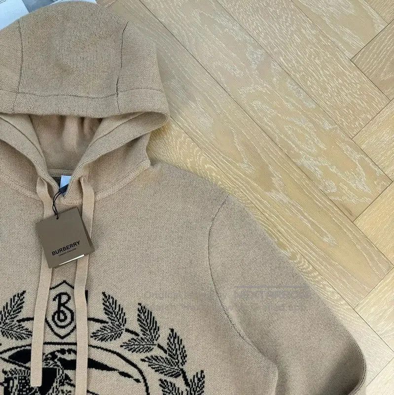 Burberry Burberry Khaki Women's Sweatshirt M Size. Size M / US 6-8 / IT 42-44 - 5 Thumbnail