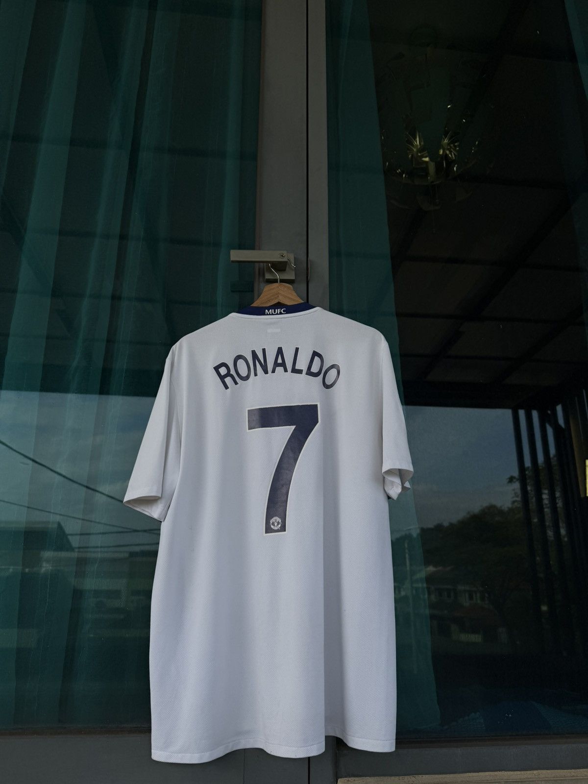 Nike Manchester United 2008 Away Ronaldo #7 Size US XL / EU 56 / 4 - 4 Thumbnail