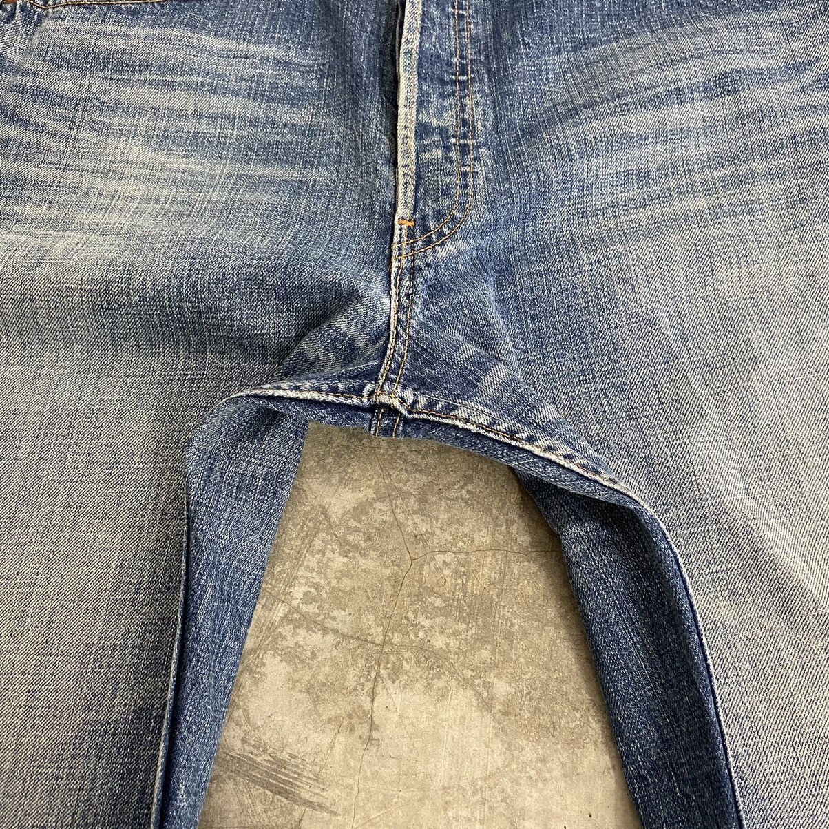 Levi's Size 33x32.5 Vintage 00’s Levis 501 Faded Blue Ripped Jeans Size US 33 - 10 Thumbnail