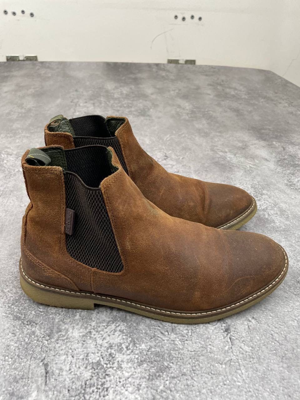 Barbour Barbour Men Suede Leather Chelsea Boots Brown Classic Casual Size US 6 / EU 39 - 2 Thumbnail