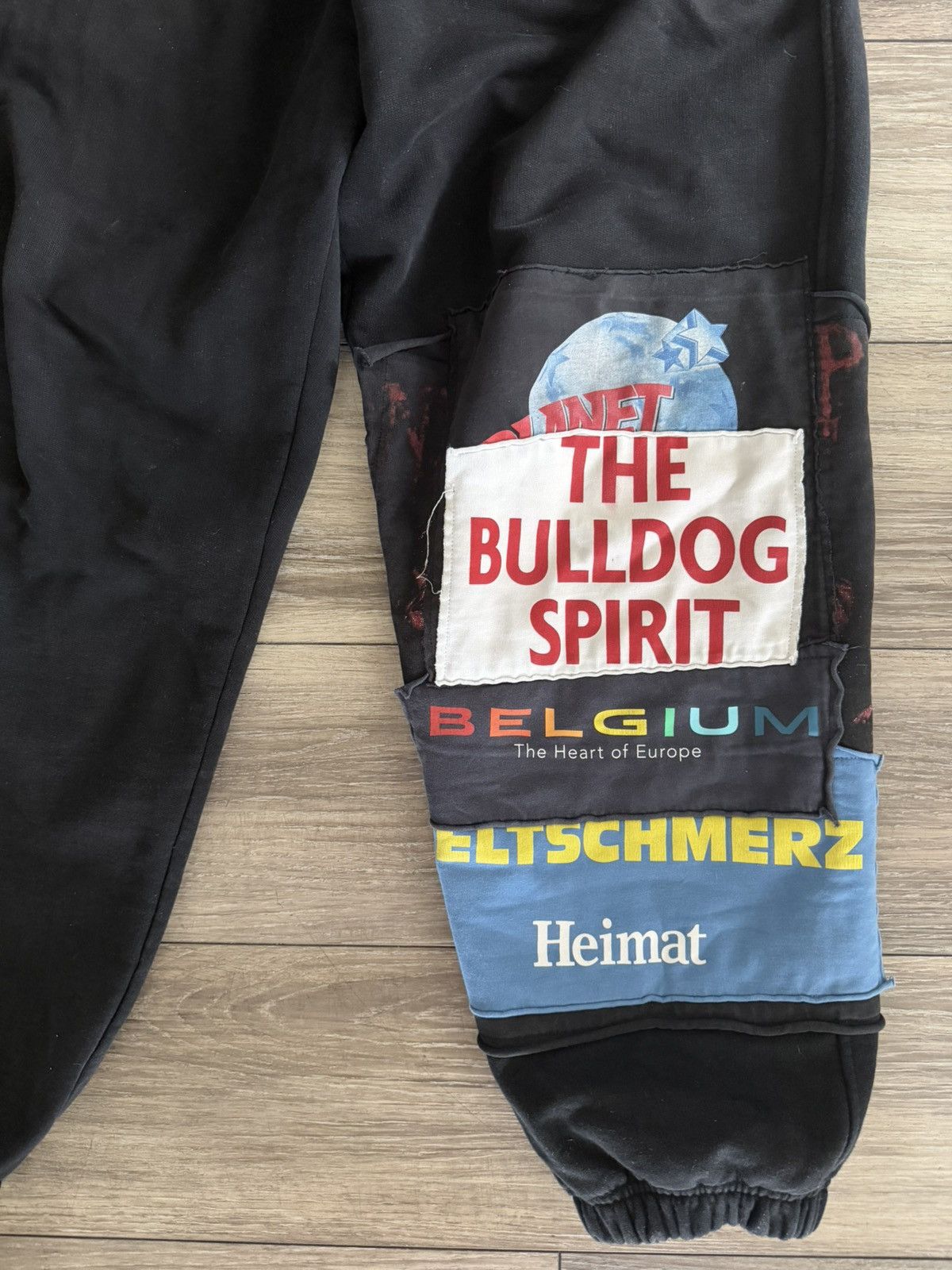 Vetements Vetements Bulldog Spirit Sweatpants Size US 32 / EU 48 - 2 Thumbnail