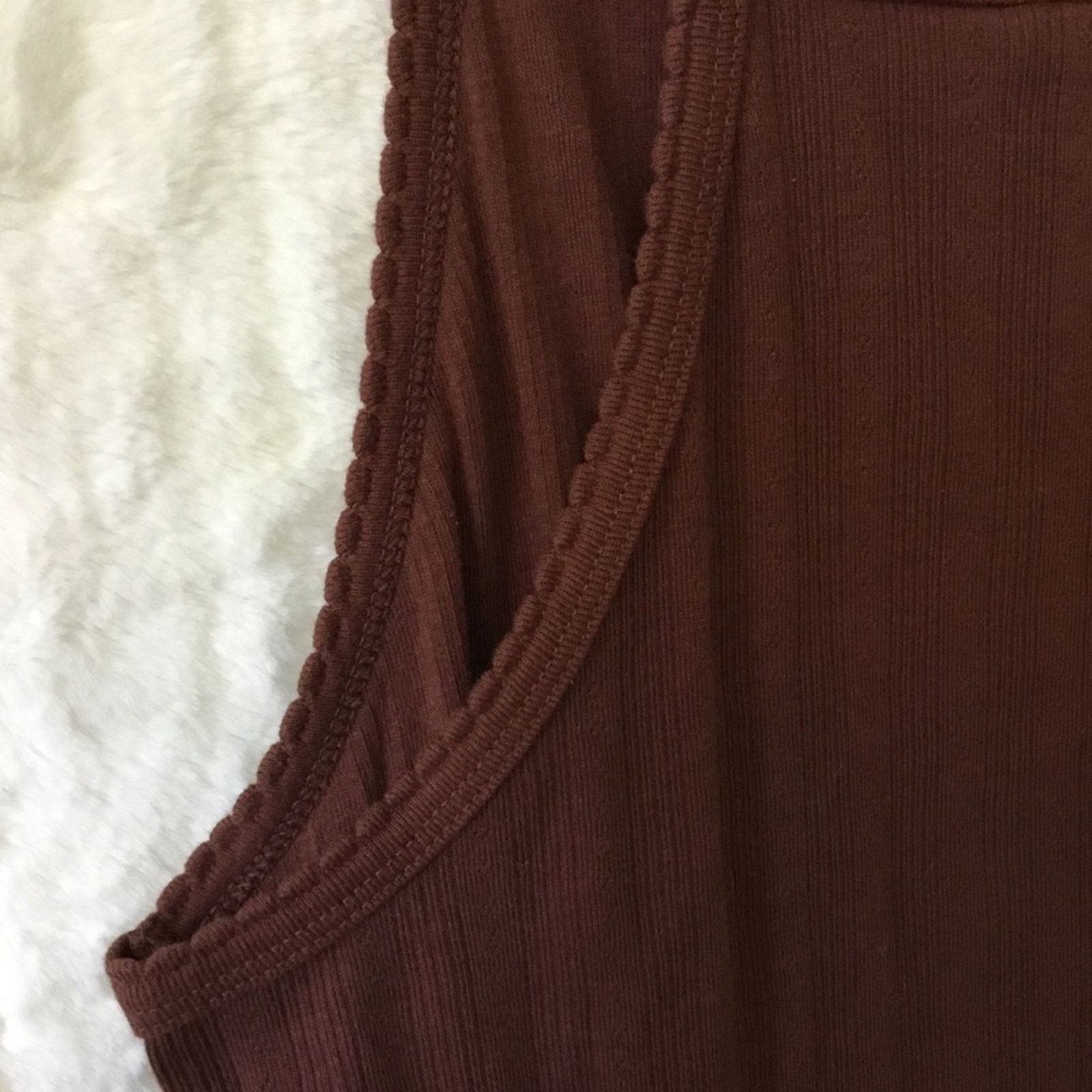 Old Navy Old Navy Brown EyeletTank Top Size M / US 6-8 / IT 42-44 - 9 Thumbnail