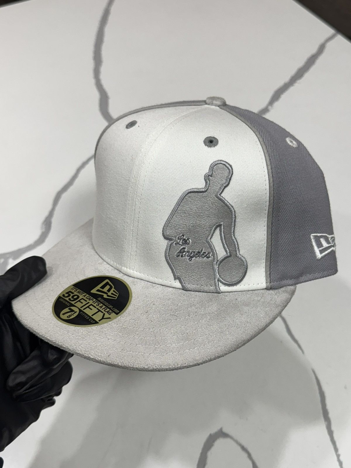 New Era Vintage HWC New Era Los Angeles Fitted Cap Leather Suede Size ONE SIZE - 2 Thumbnail
