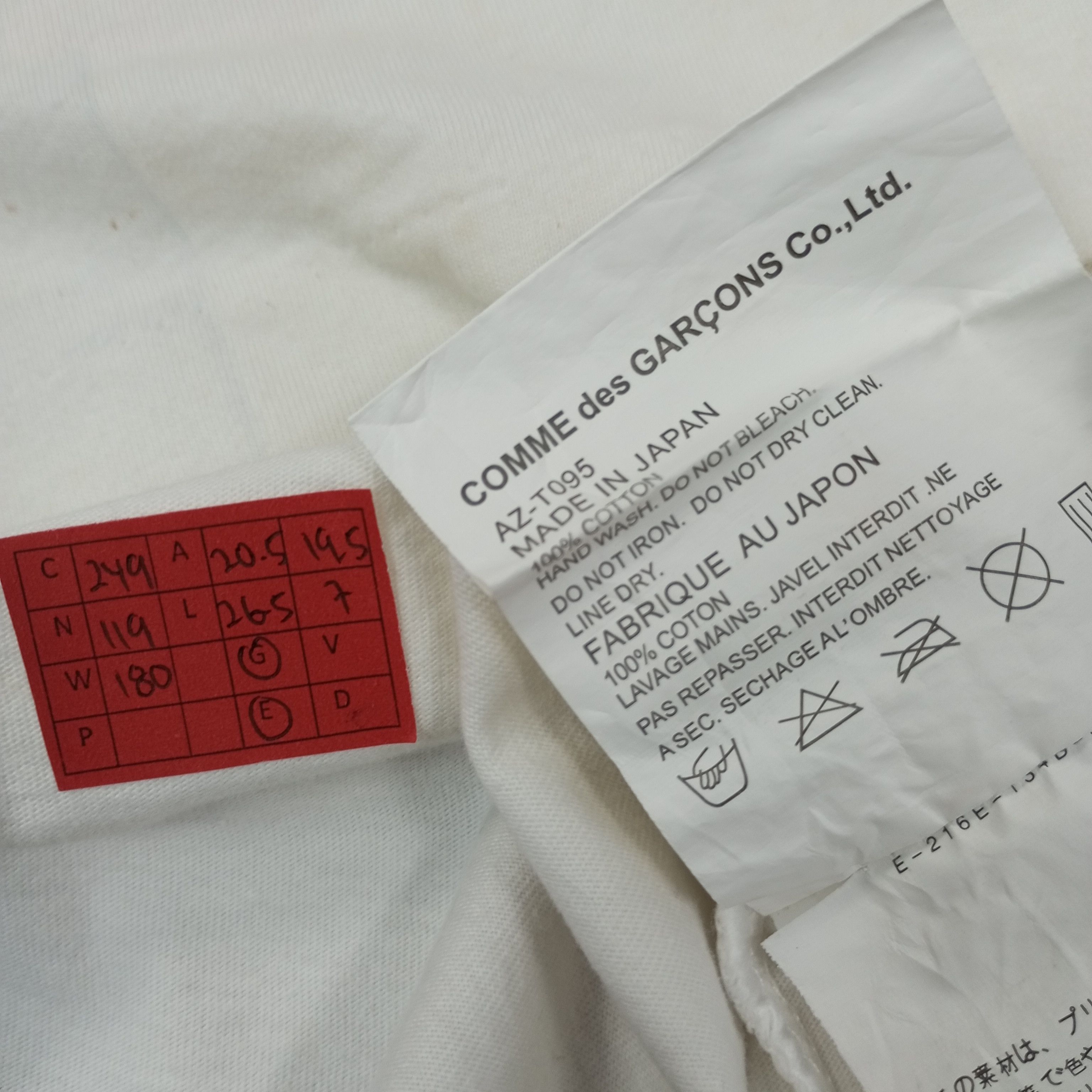 Comme des Garcons PLAY Comme des Garcons Play Fashion Brand Tshirt c249n119 Size US M / EU 48-50 / 2 - 8 Thumbnail