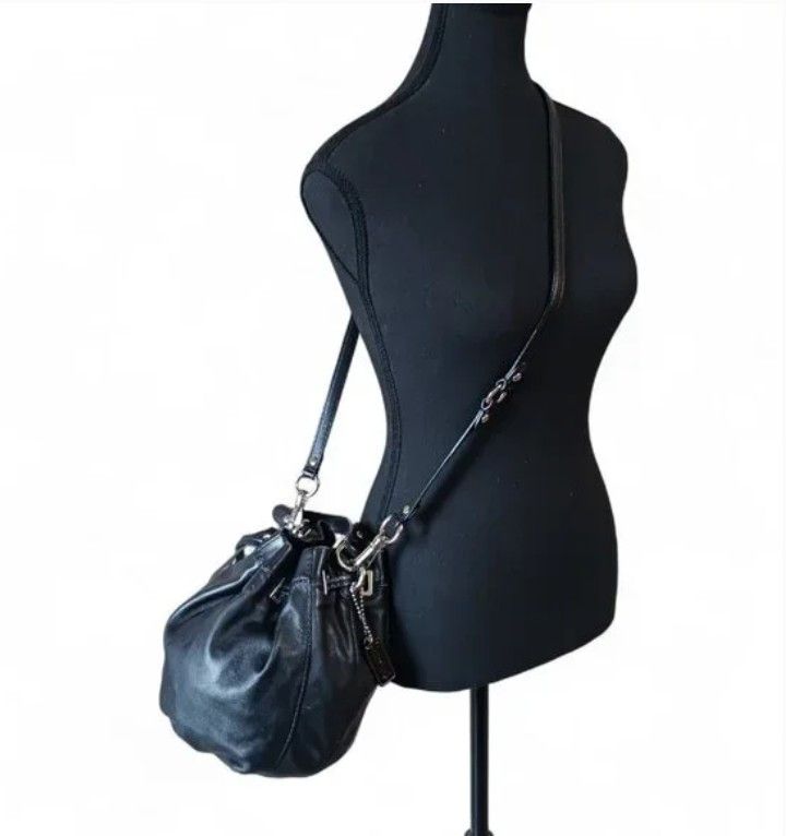 Coach Coach Mia Black Drawstring Bucket Bag 14601 | Black Size ONE SIZE - 7 Thumbnail