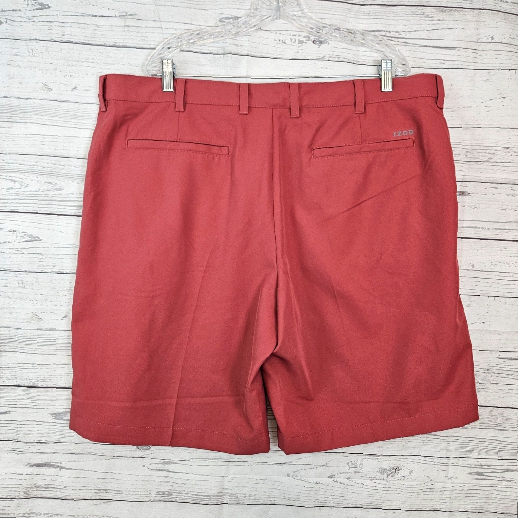 Izod IZOD Golf Mens Shorts Sz 42 Solid Red/Pink Polyester 10" Inseam Size US 42 / EU 58 - 2 Thumbnail