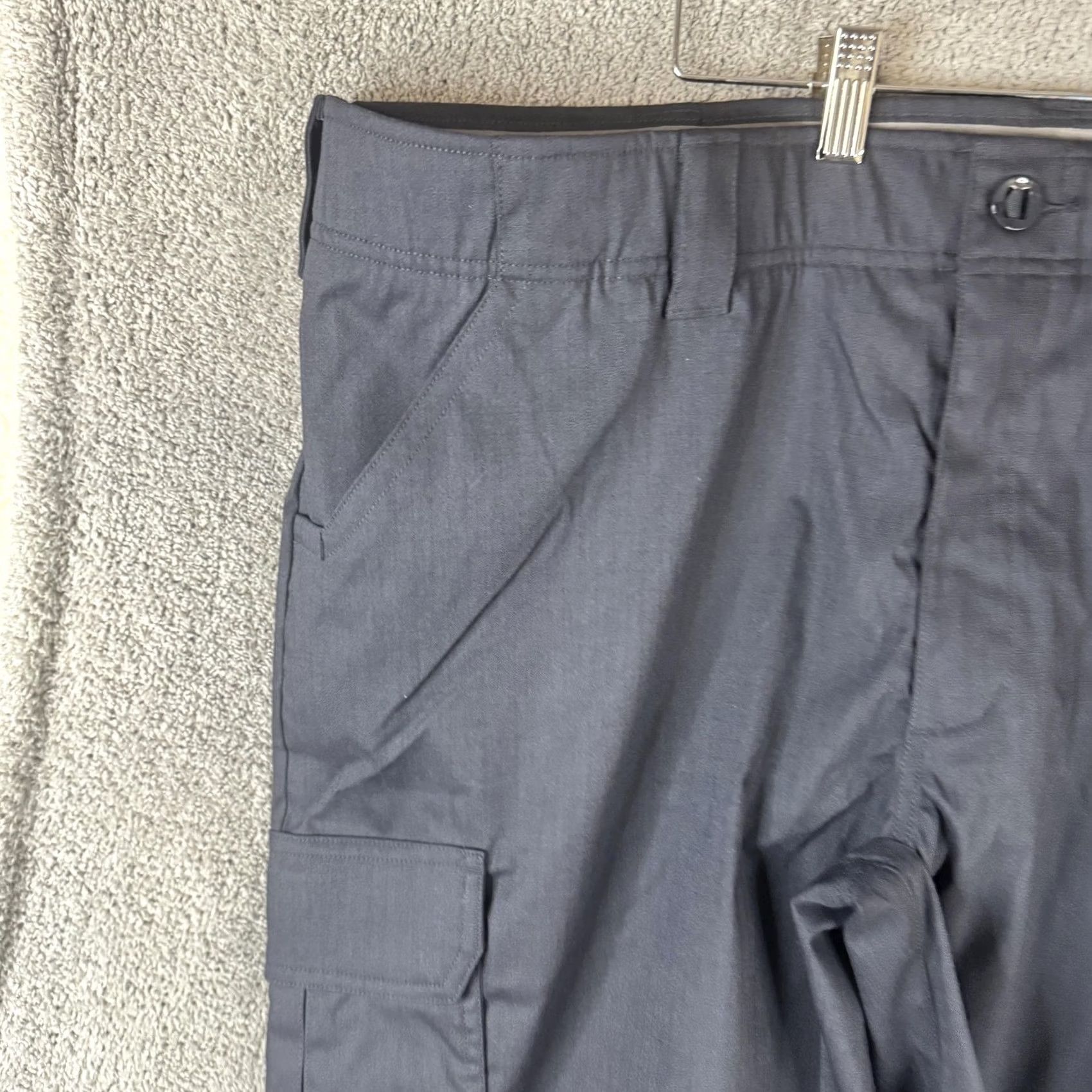 Under Armour Under Armour UA Storm Cargo Pants Mens 46x37 Navy Water-Repellent Workwear Cargo Pants Mens Big & Tall Blue Size US 30 / EU 46 - 2 Thumbnail