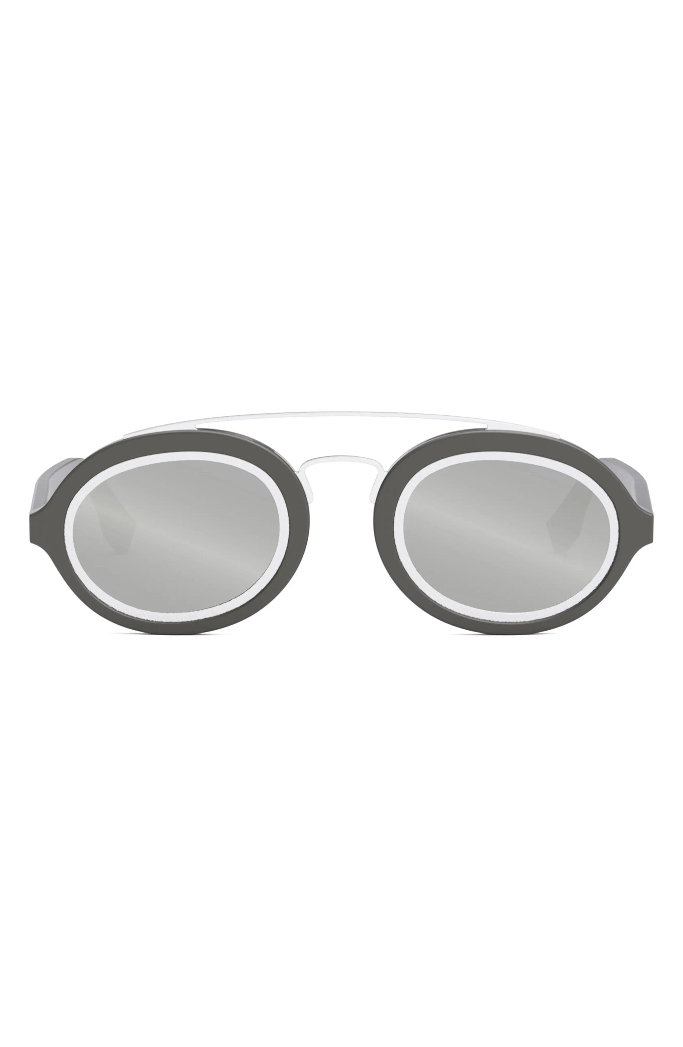 Fendi o1loc1c0824 Size: OS / Sunglasses in Grey Size ONE SIZE - 2 Thumbnail